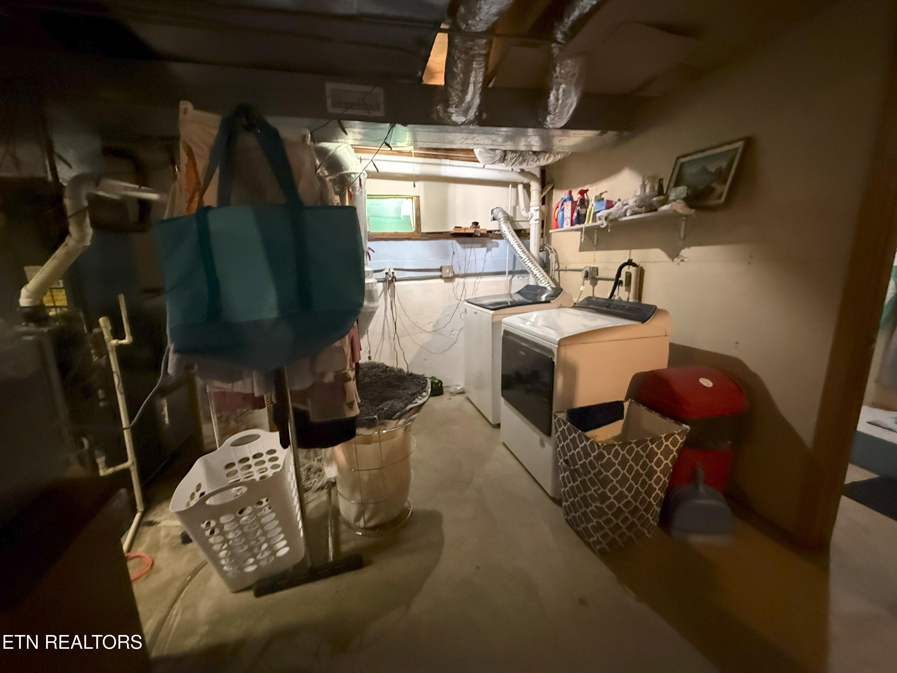 6105 S South York Hwy