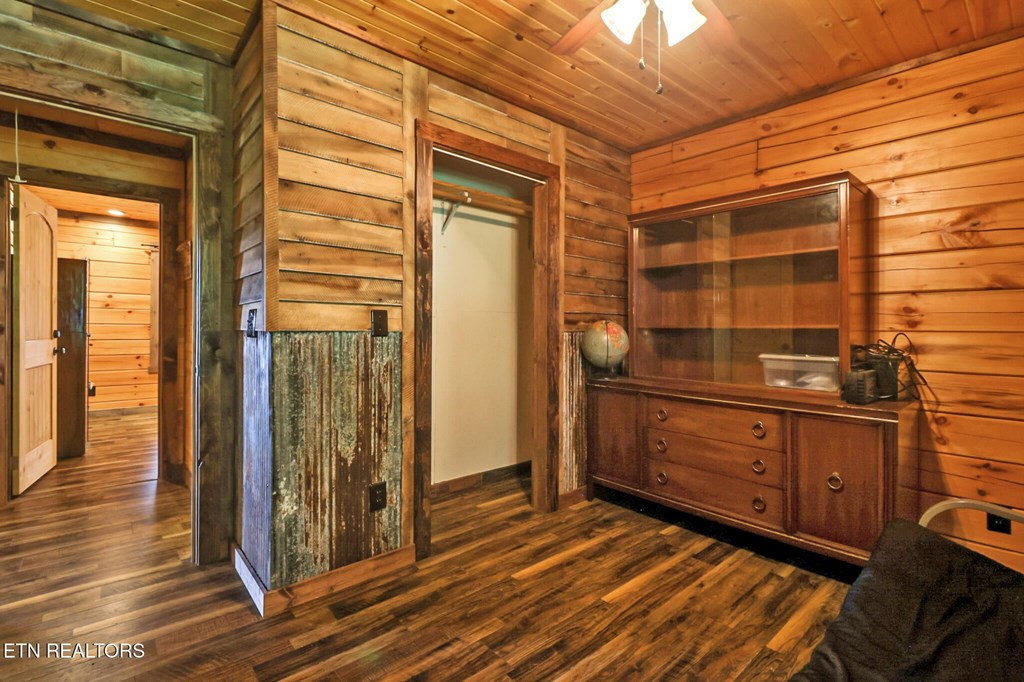 40 Diamond Padgett Lane