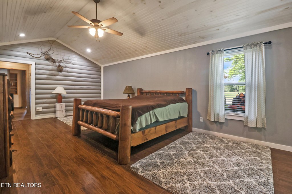 40 Diamond Padgett Lane