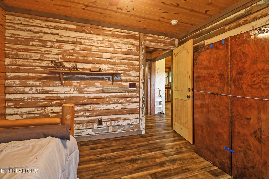 40 Diamond Padgett Lane