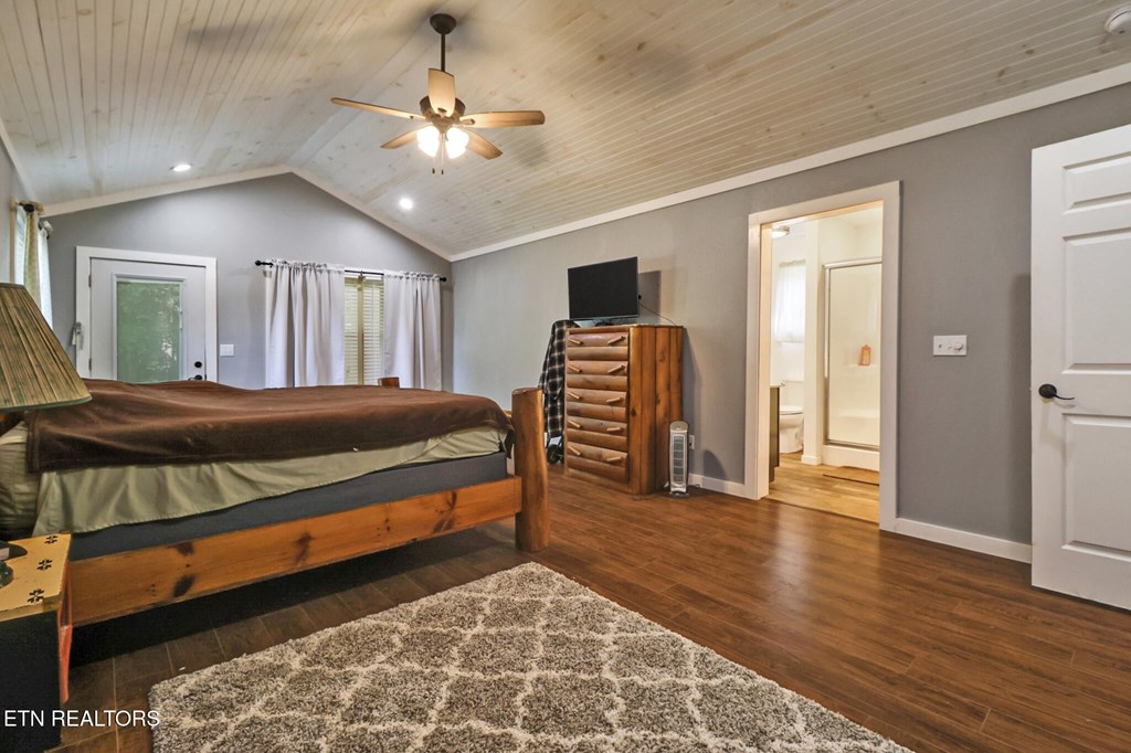 40 Diamond Padgett Lane