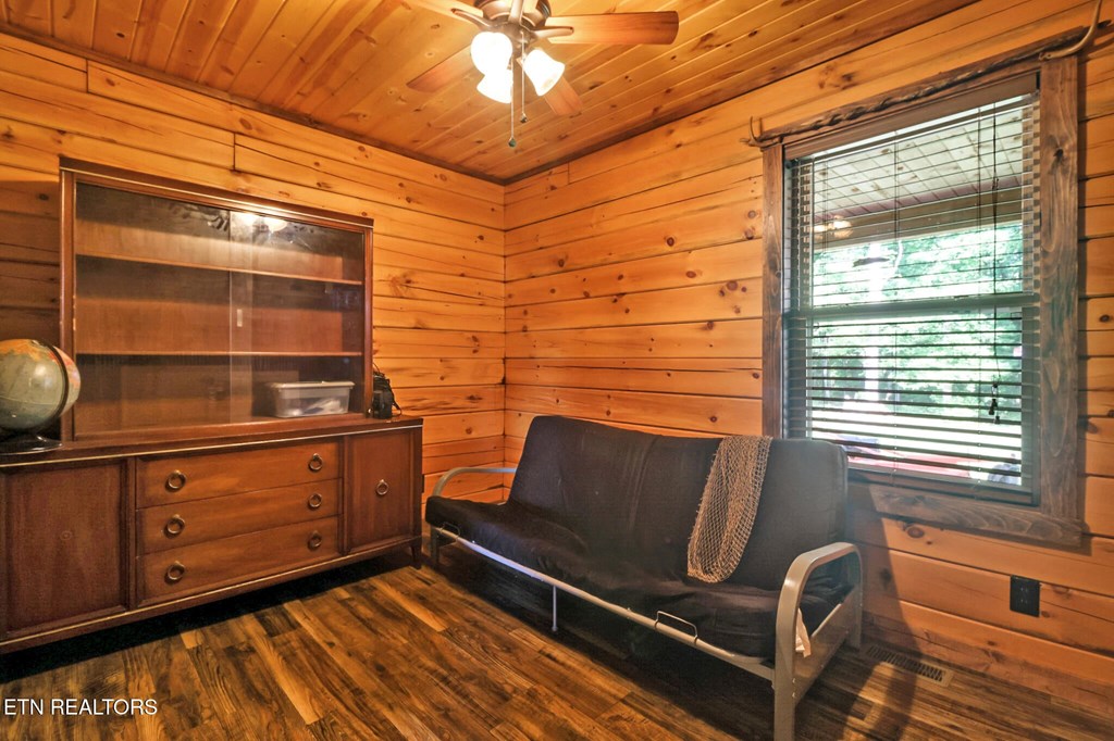 40 Diamond Padgett Lane