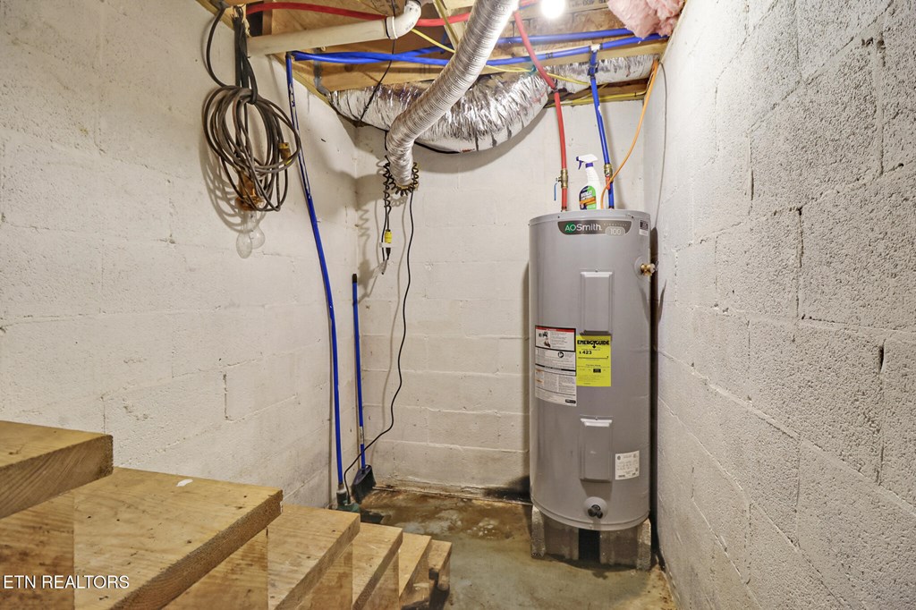 40 Diamond Padgett Lane