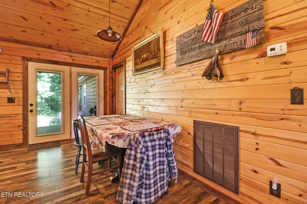 40 Diamond Padgett Lane