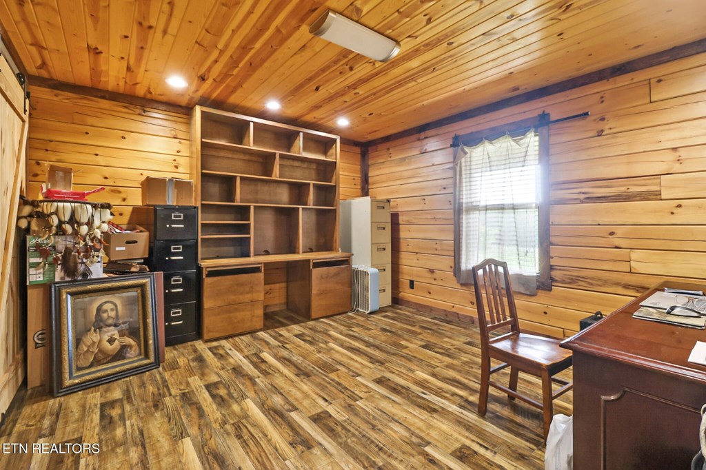 40 Diamond Padgett Lane