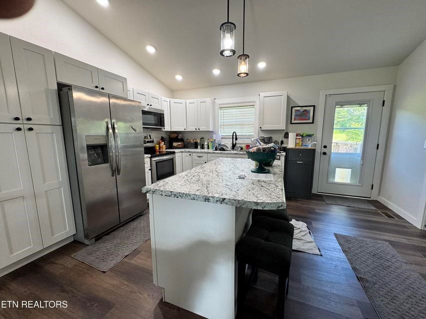 1353 Roy Owens Rd