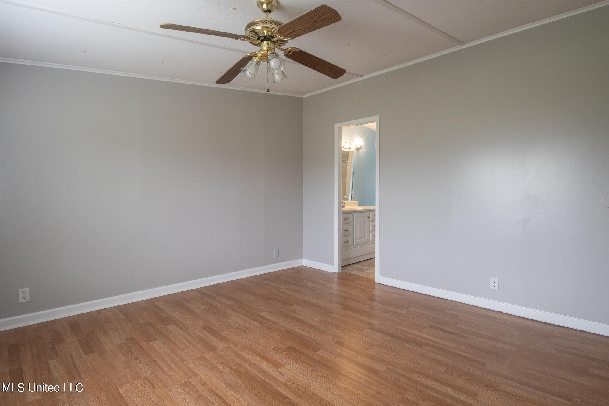 30 Three Oaks Road