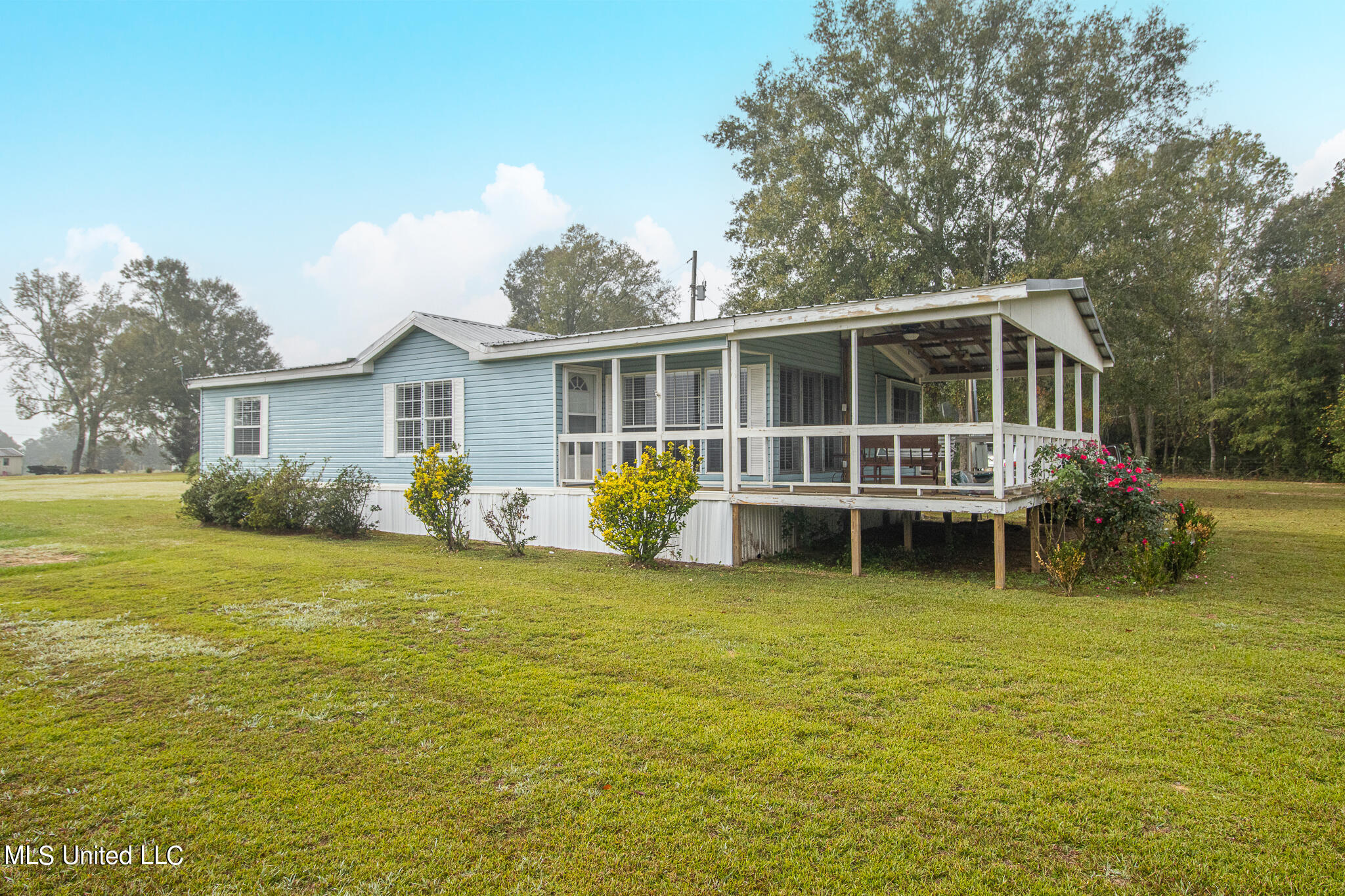 30 Three Oaks Road