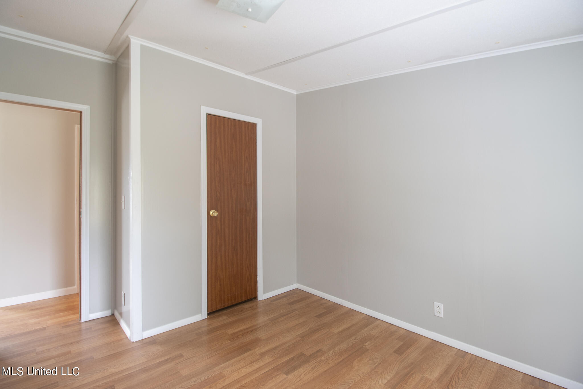 30 Three Oaks Road