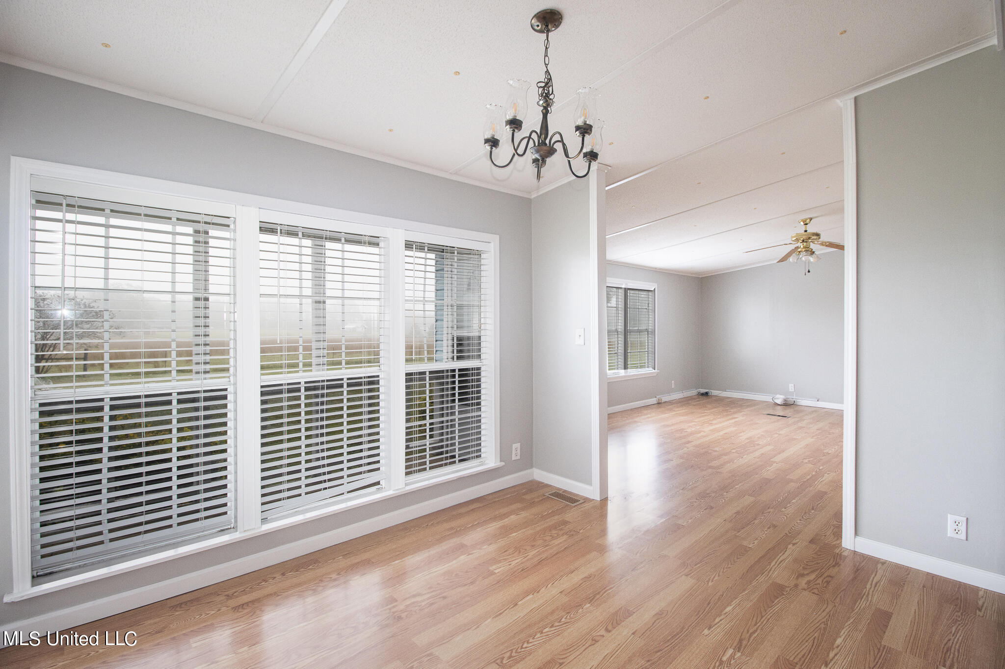 30 Three Oaks Road