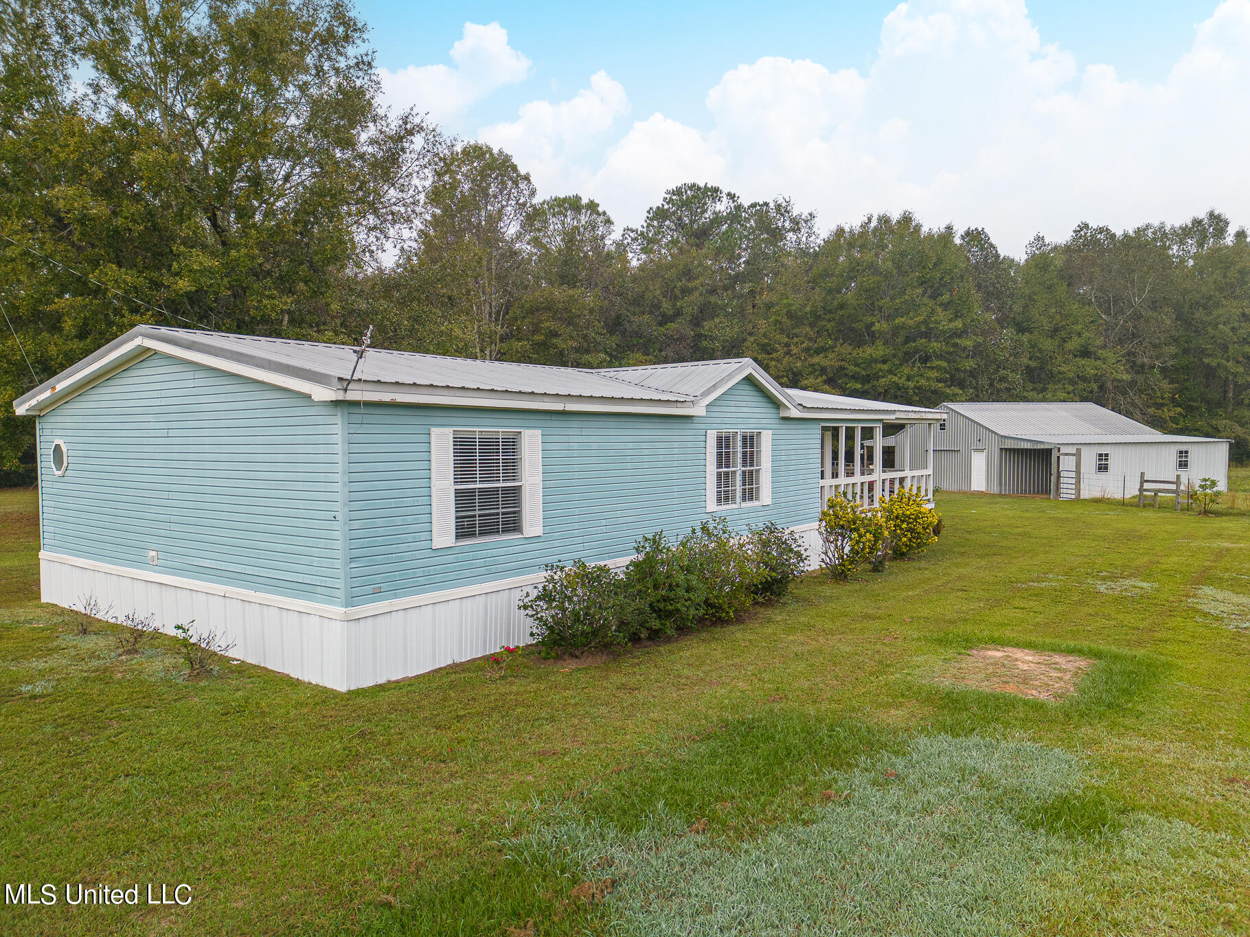 30 Three Oaks Road