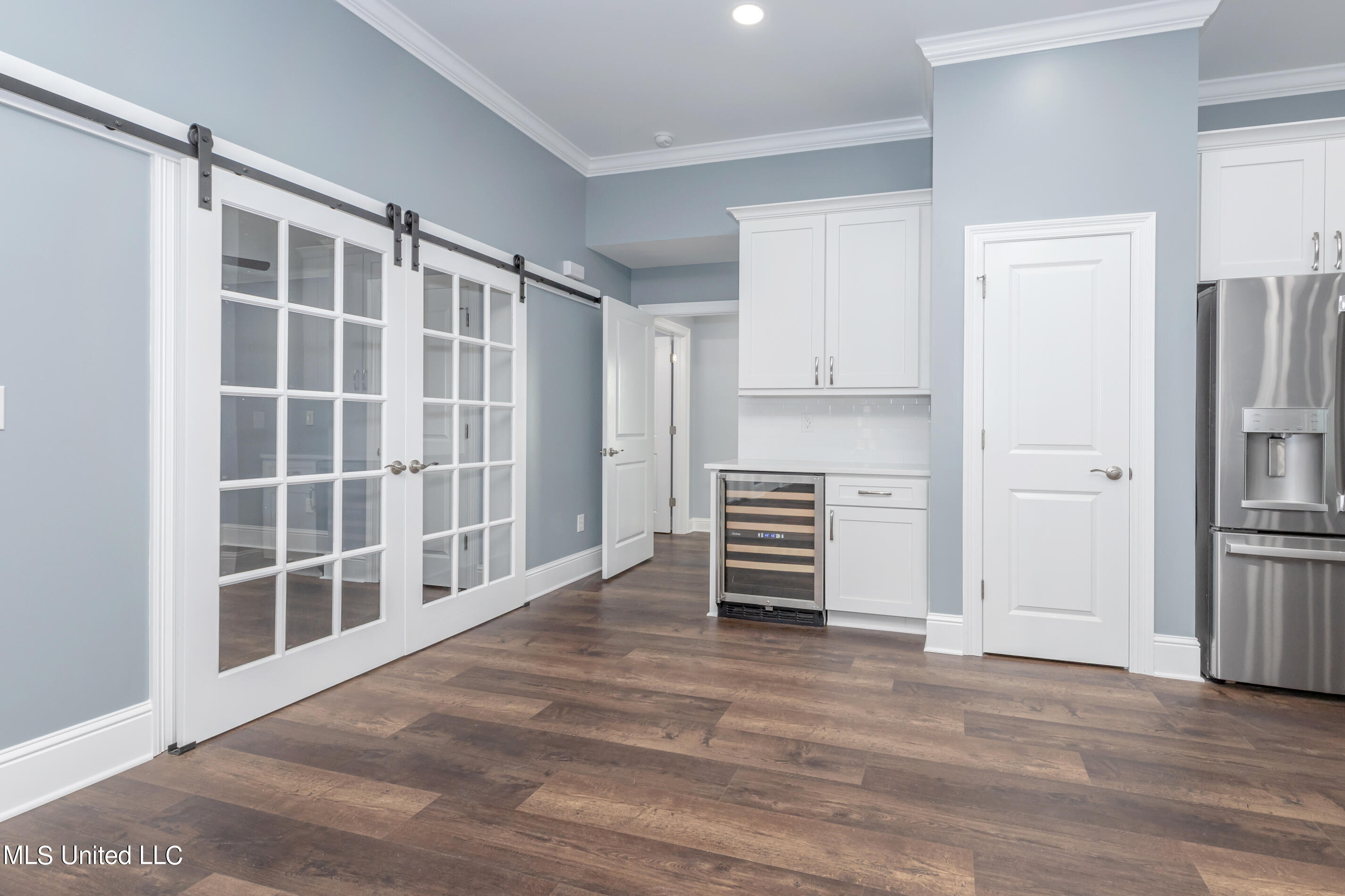 6631 Belle Fontaine Drive