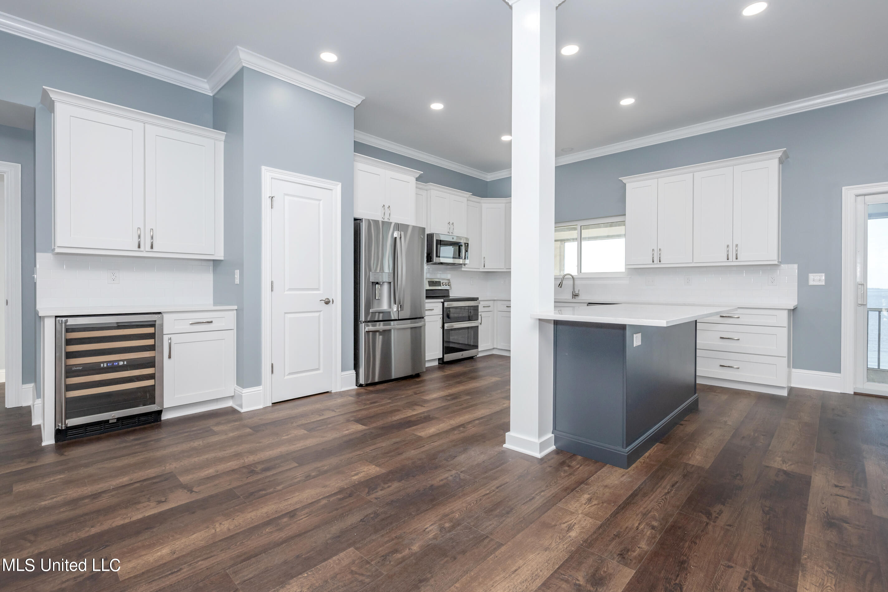 6631 Belle Fontaine Drive