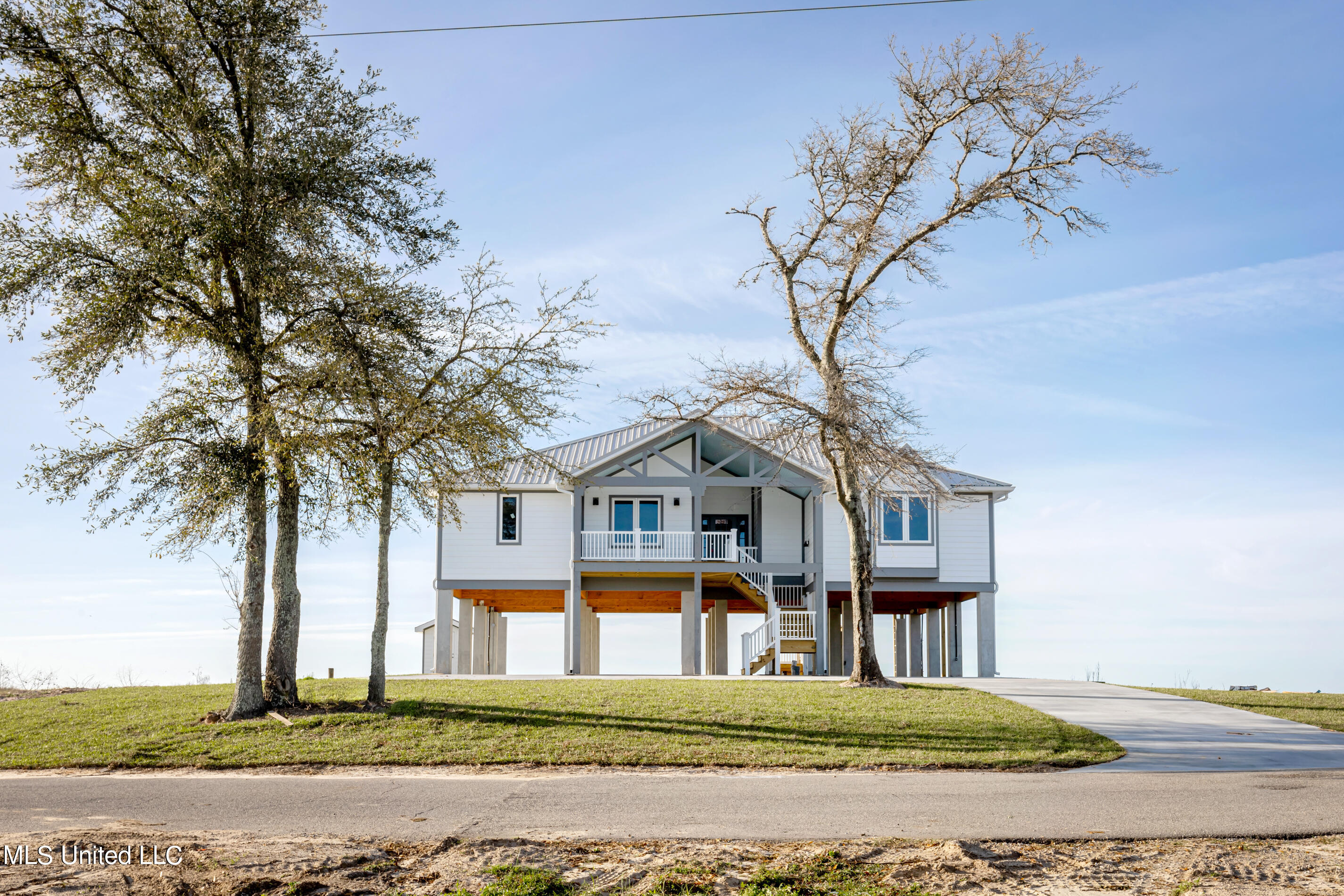 6631 Belle Fontaine Drive