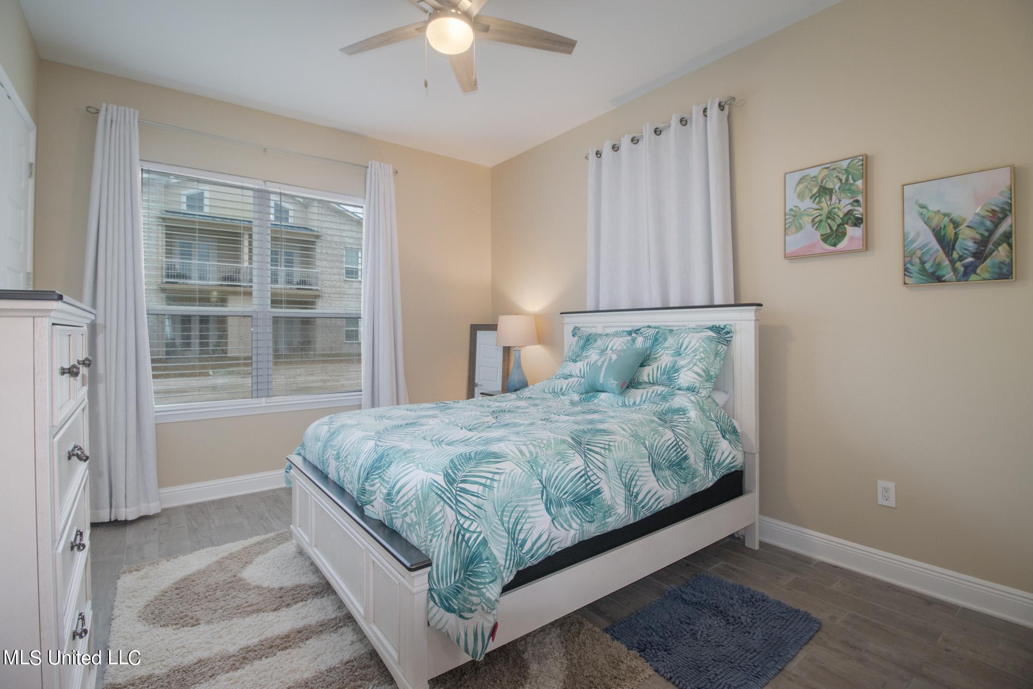 225 Winter Garden Estates, B3
