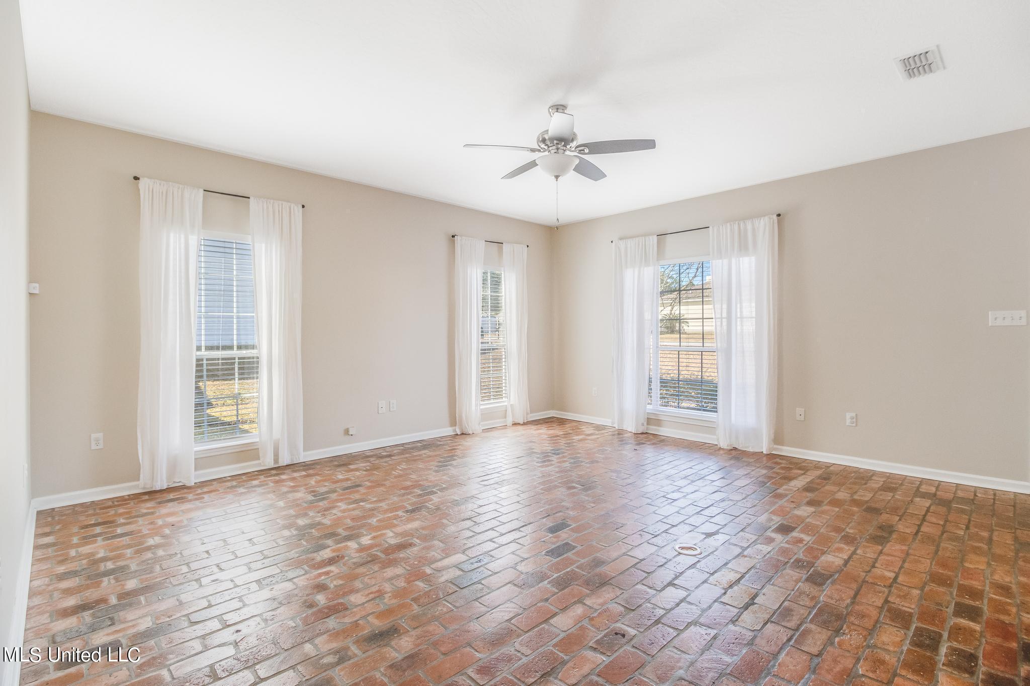5804 Chicopee Trace
