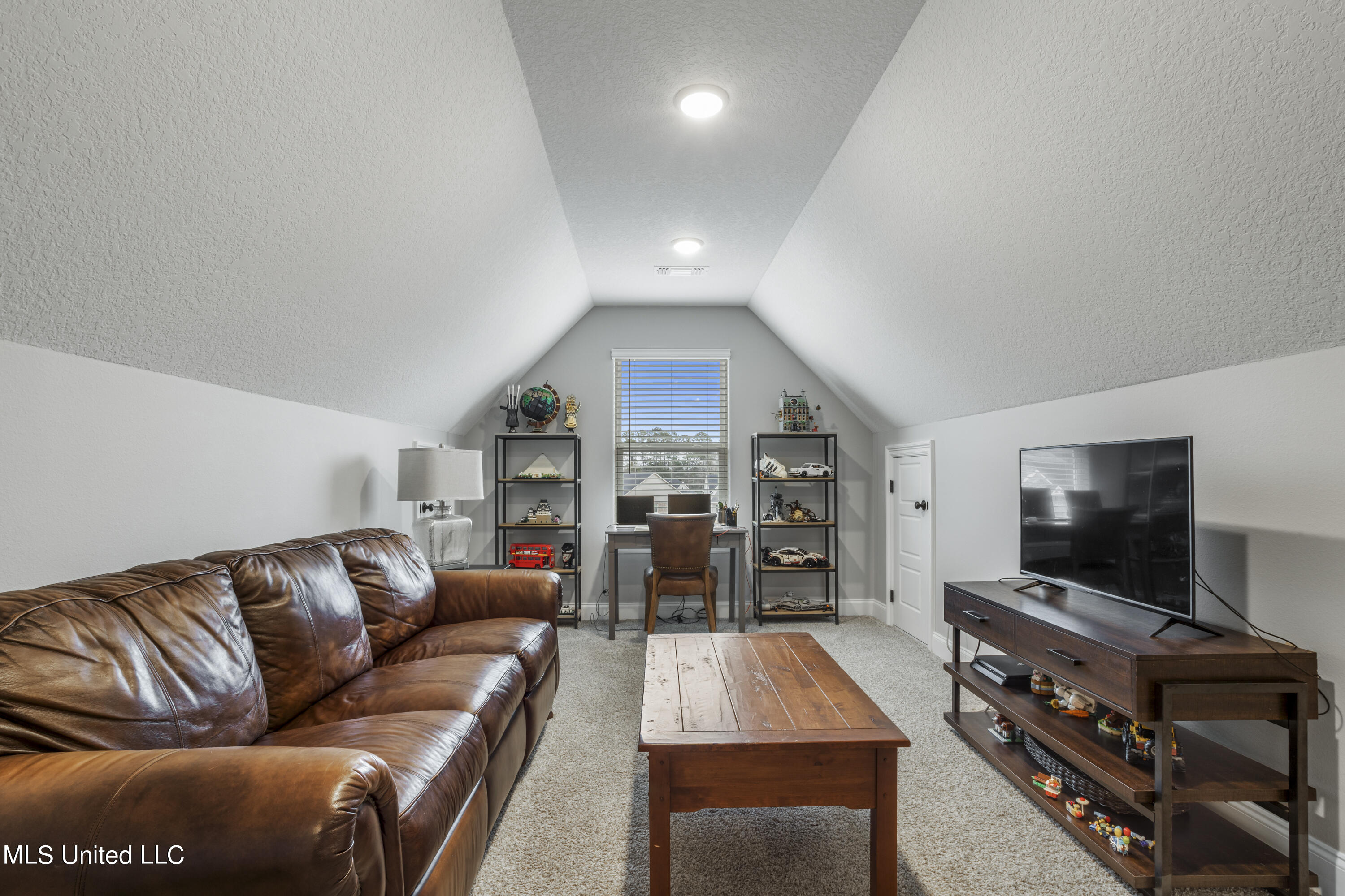 16879 W Landon Green Drive
