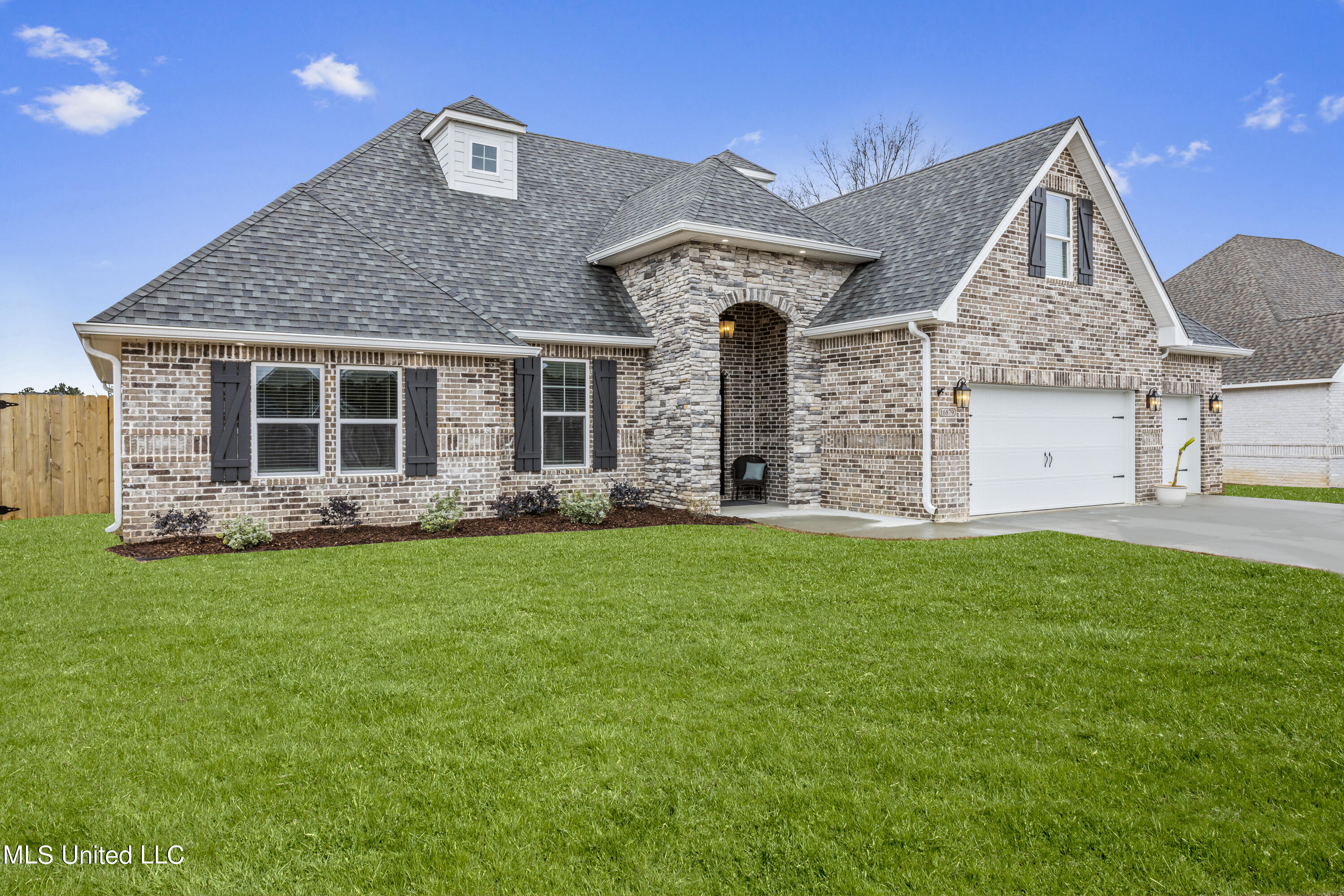 16879 W Landon Green Drive