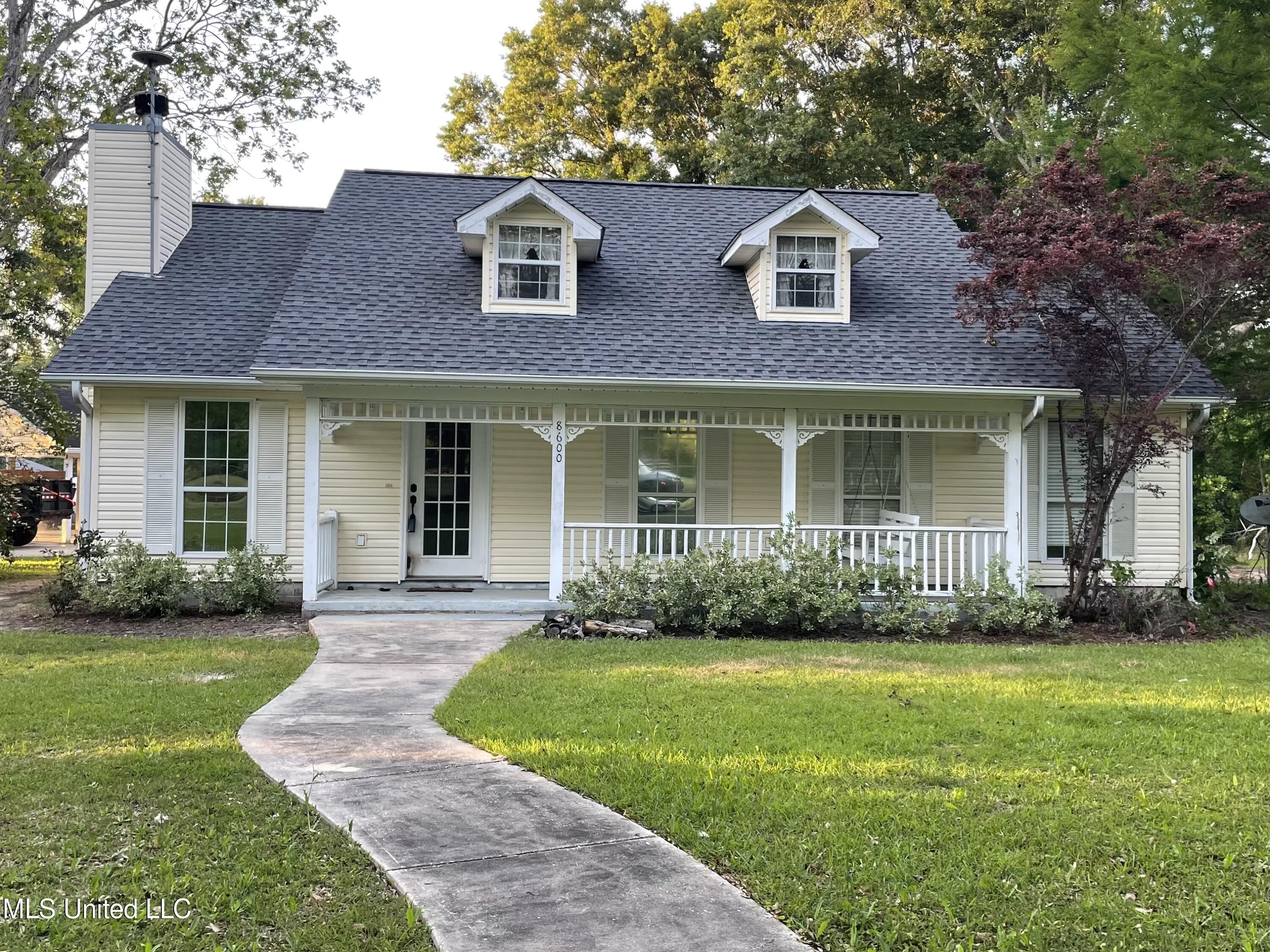 8600 Shetland Drive