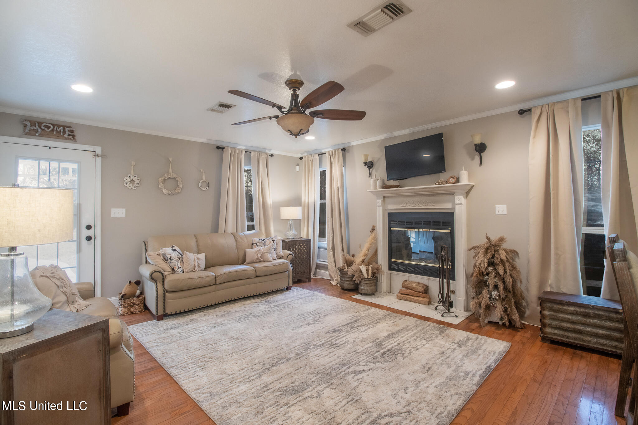8600 Shetland Drive