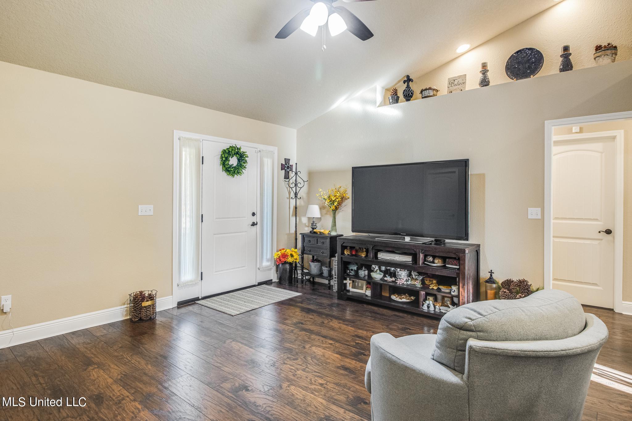 15199 Haven Cove