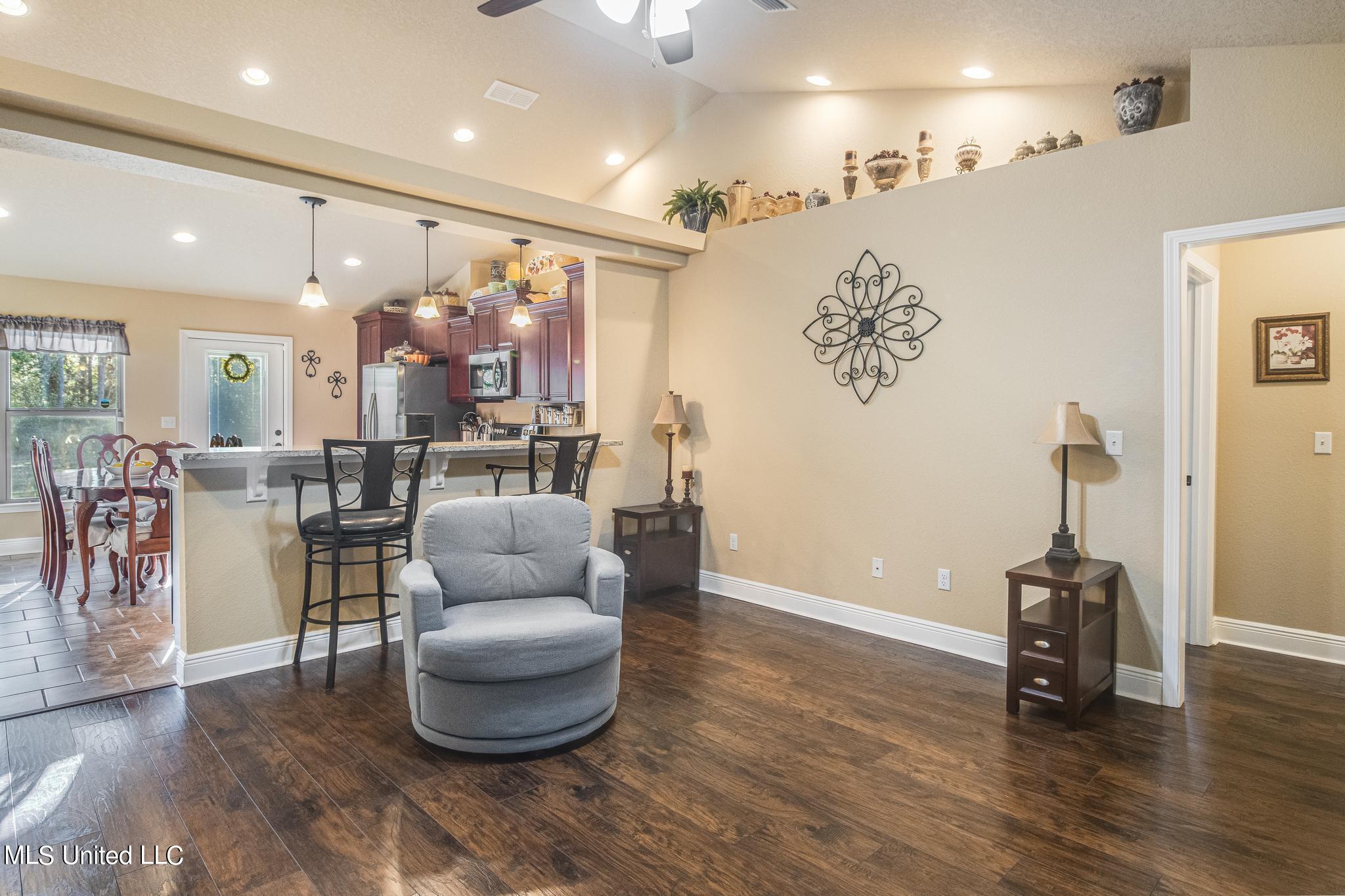 15199 Haven Cove
