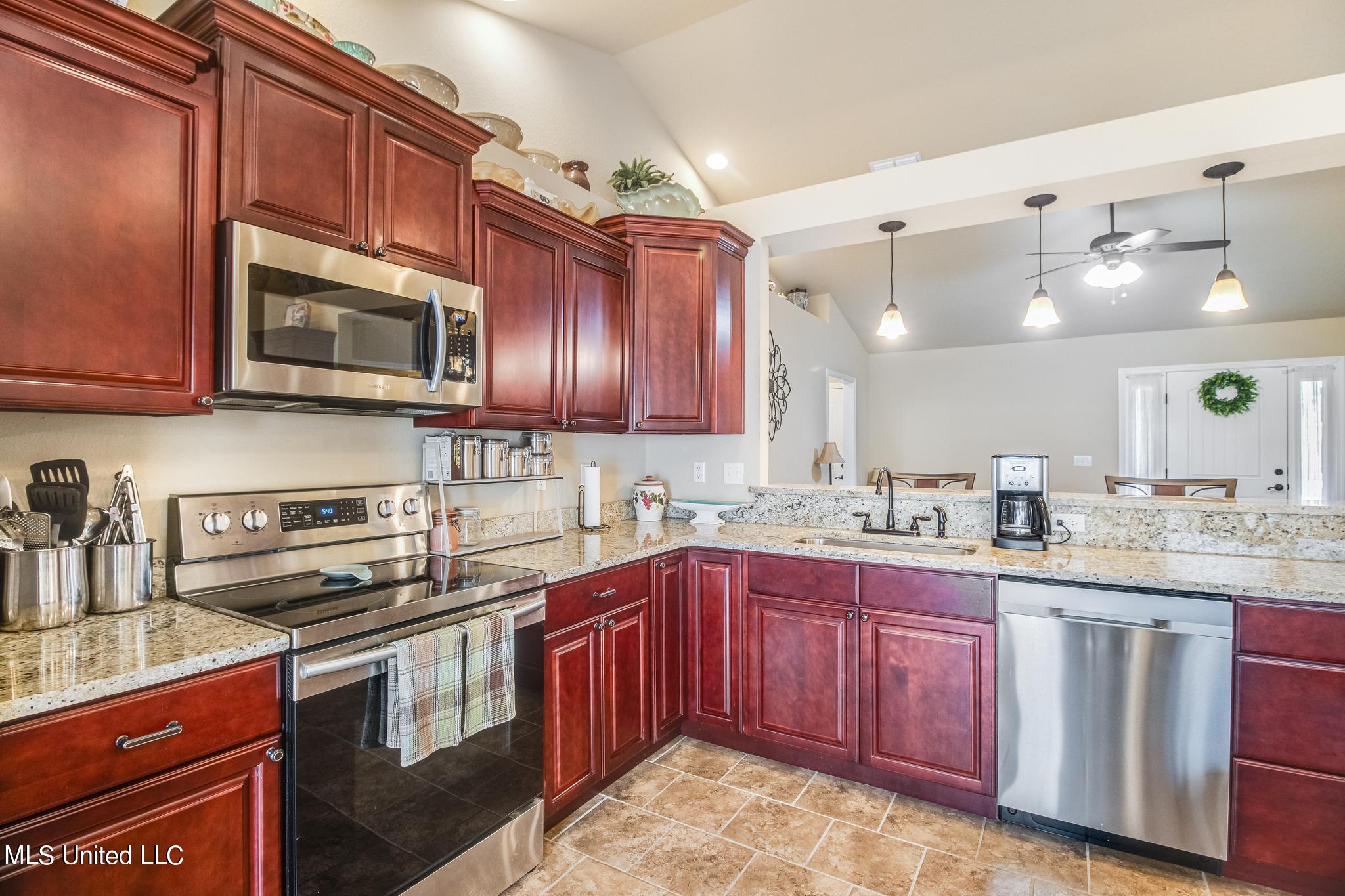 15199 Haven Cove