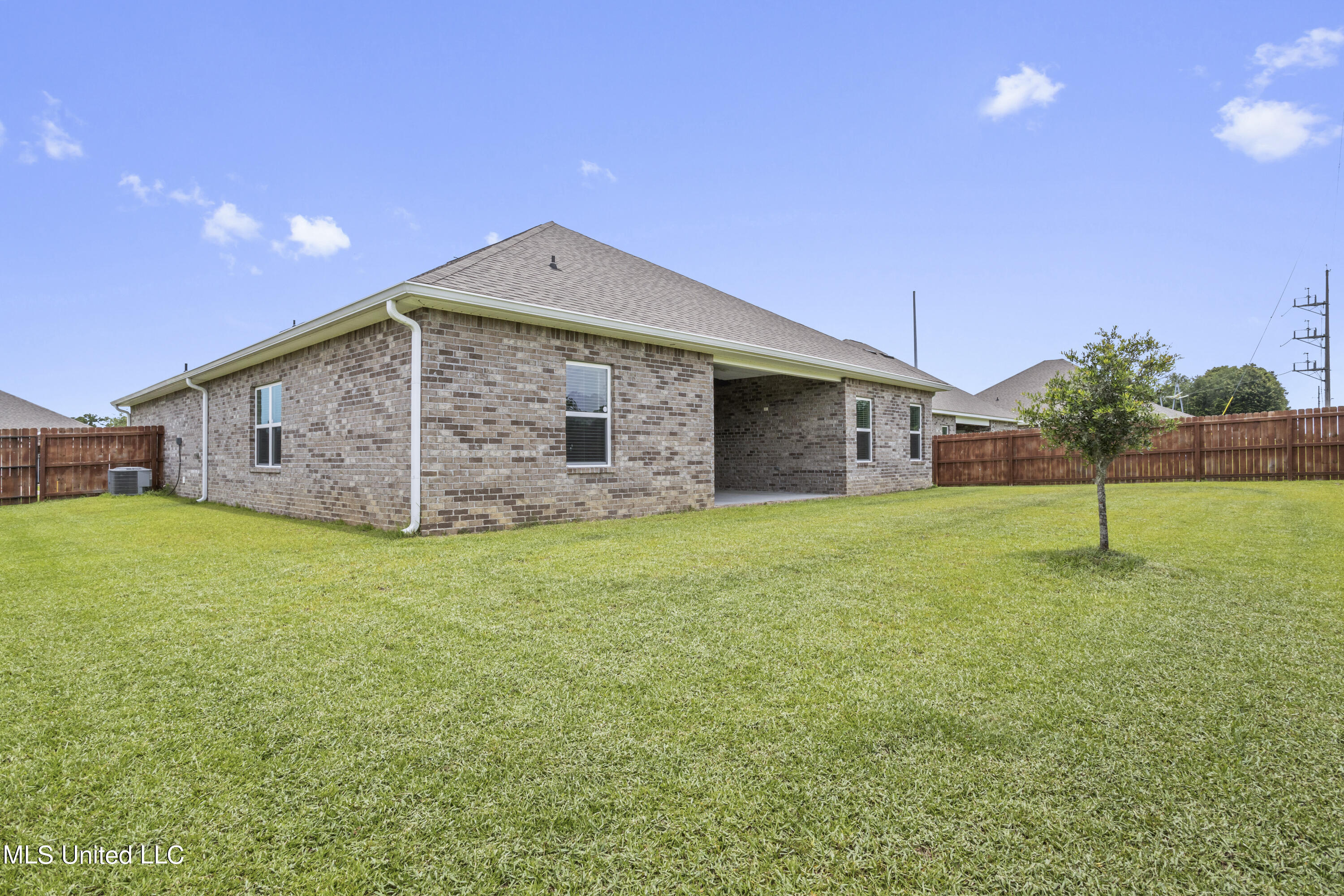 9387 Lost Tree Trail