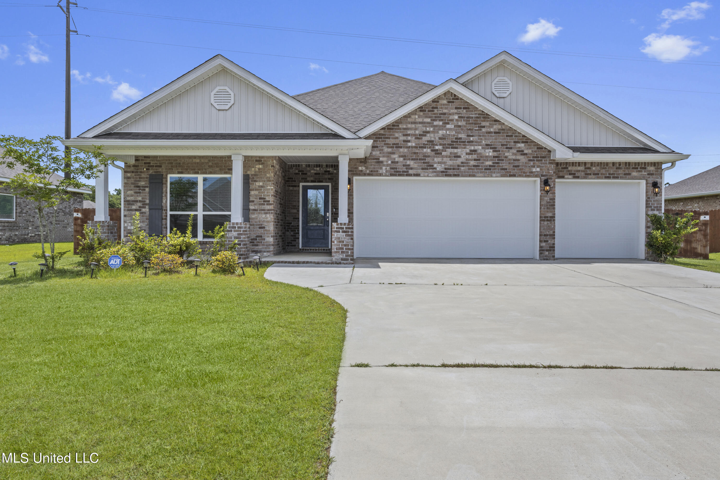 9387 Lost Tree Trail