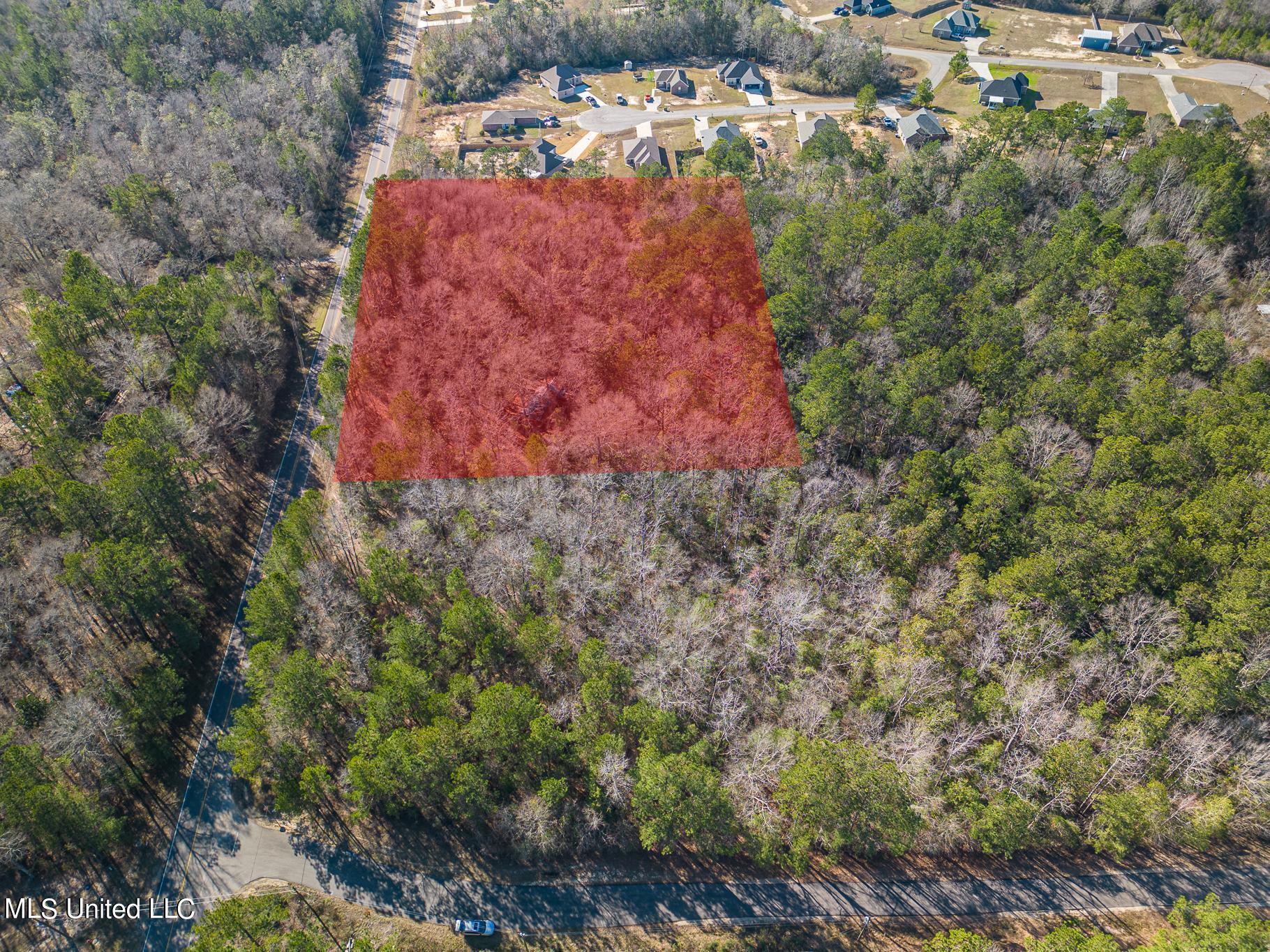E Mchenry Road, McHenry
