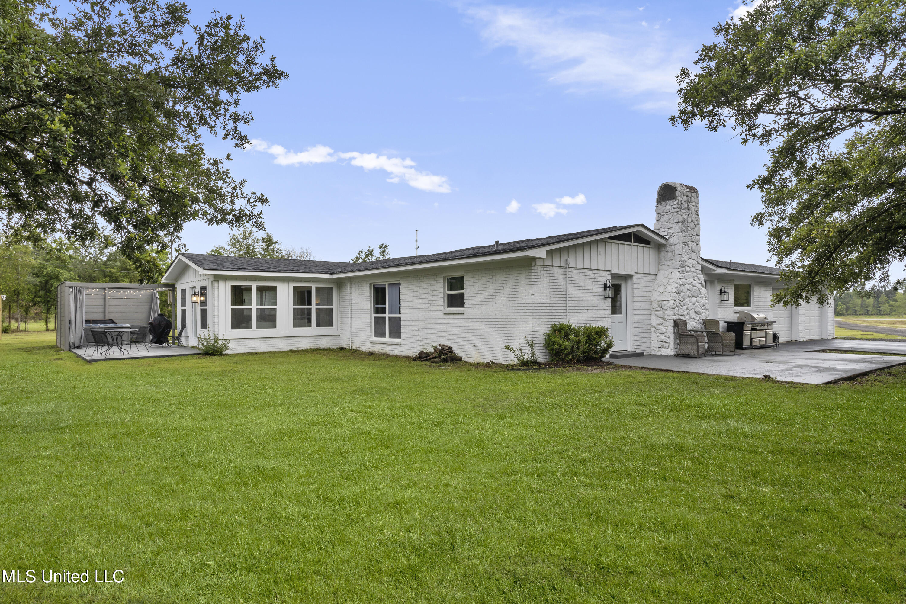 11222 Wolf River Road