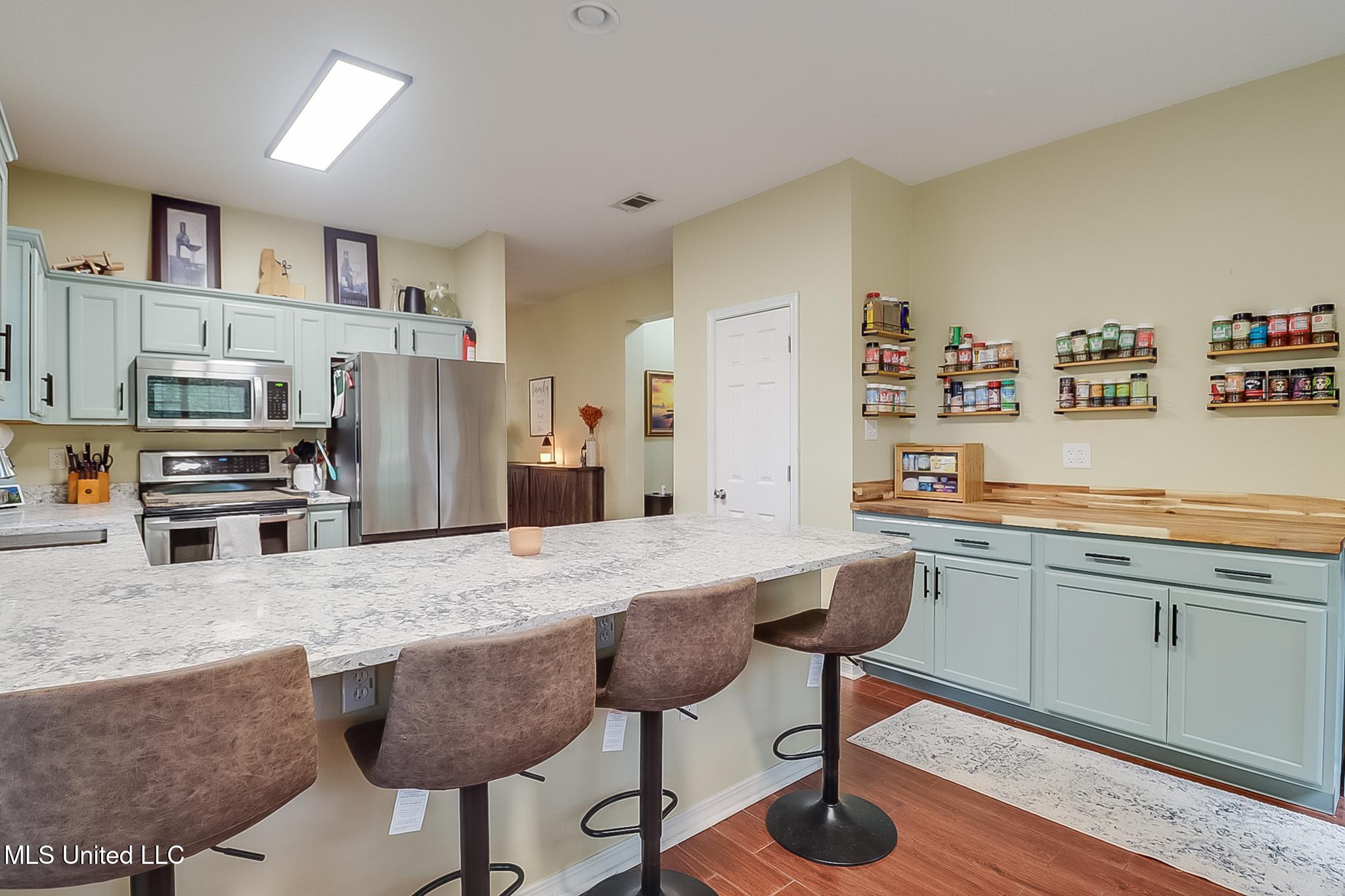 9536 Kolo Way