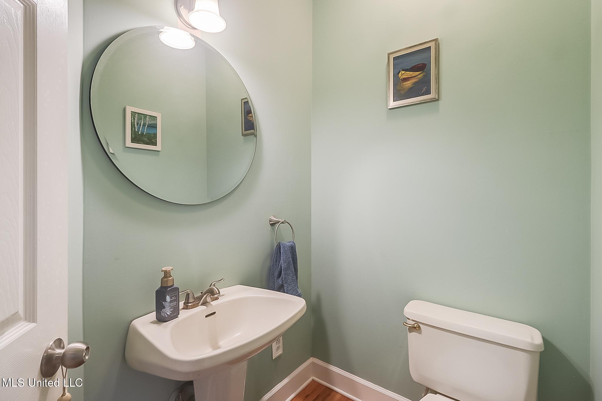 2621 Rue Palafox