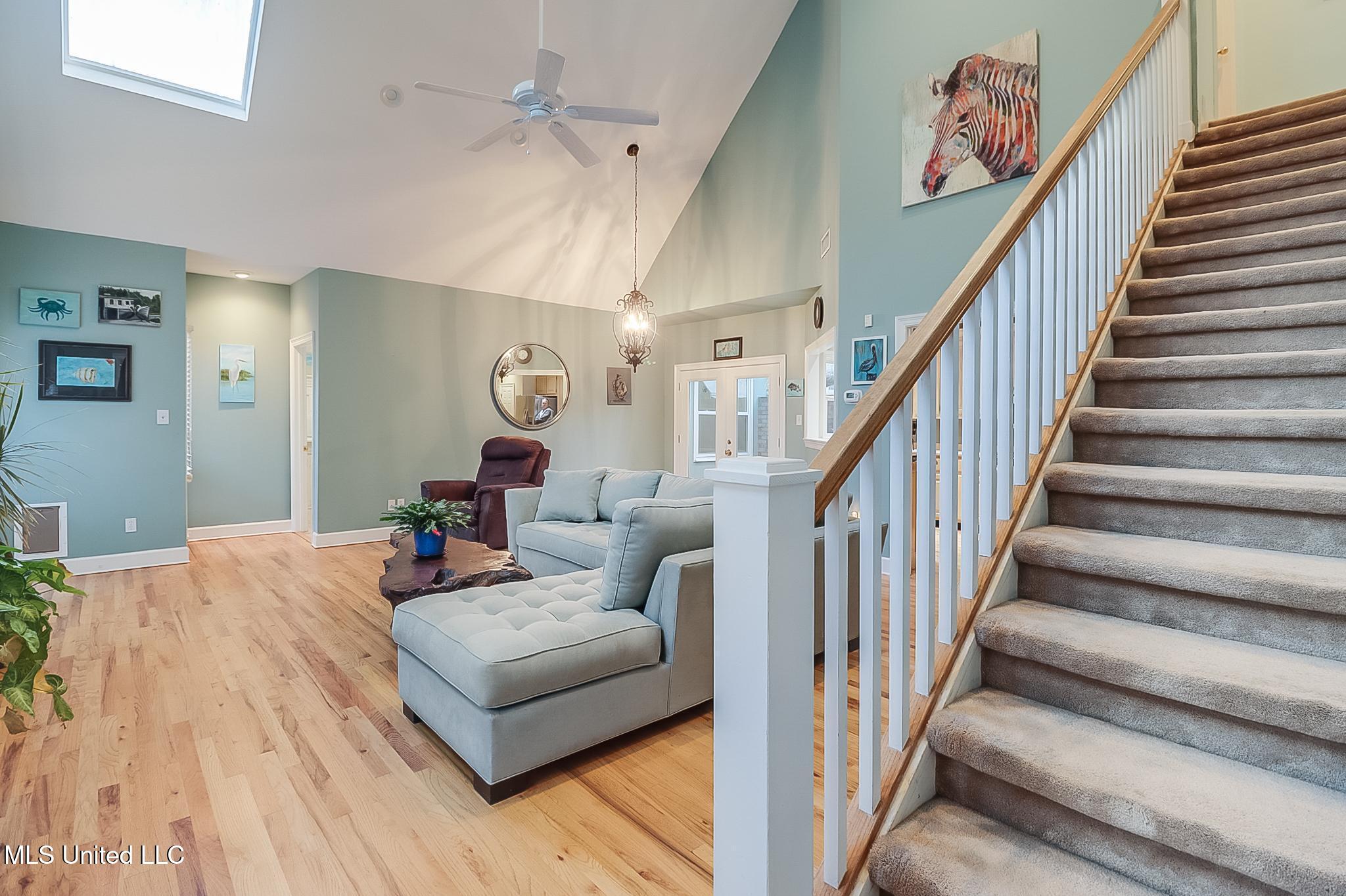 2621 Rue Palafox