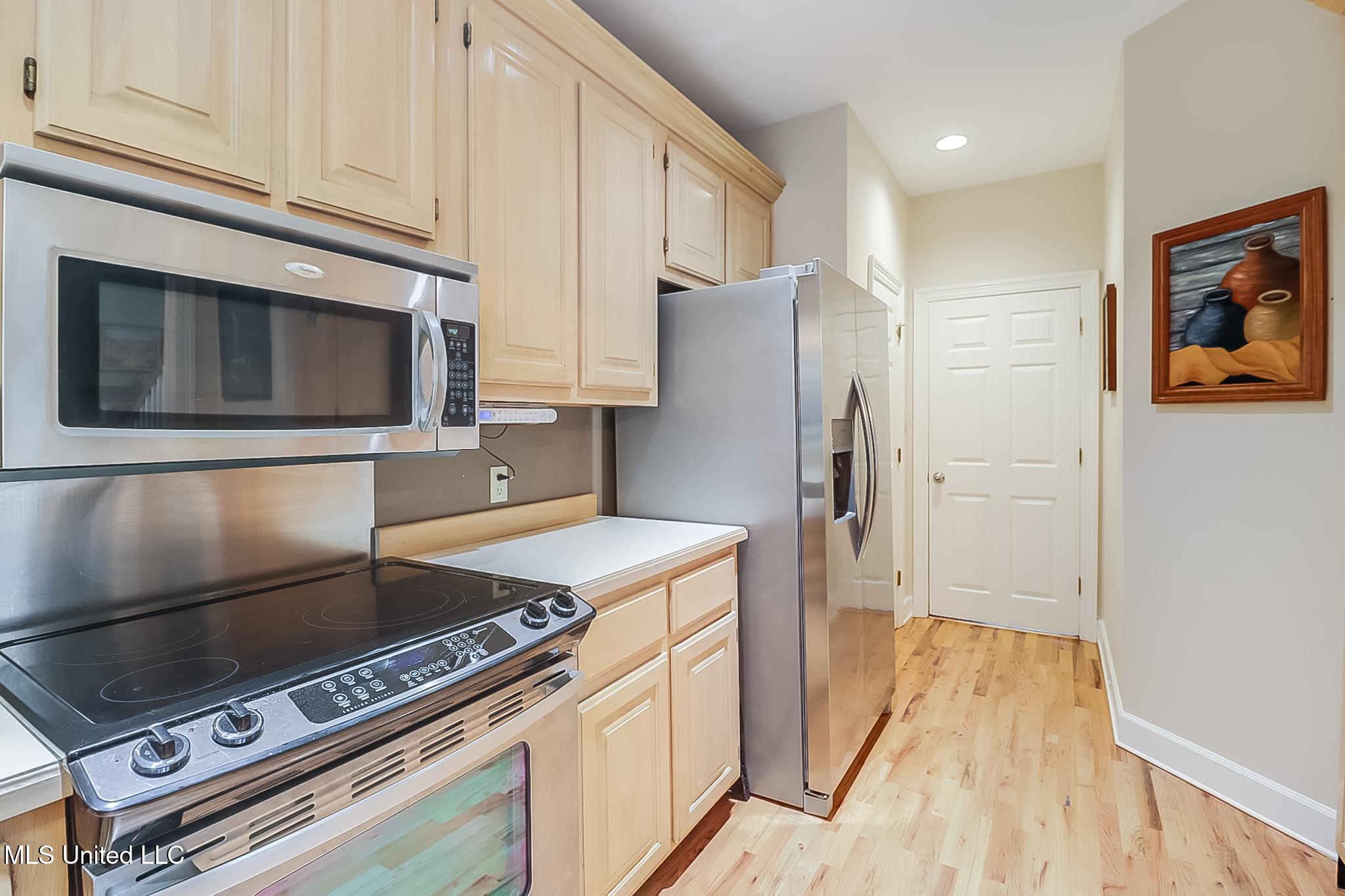 2621 Rue Palafox