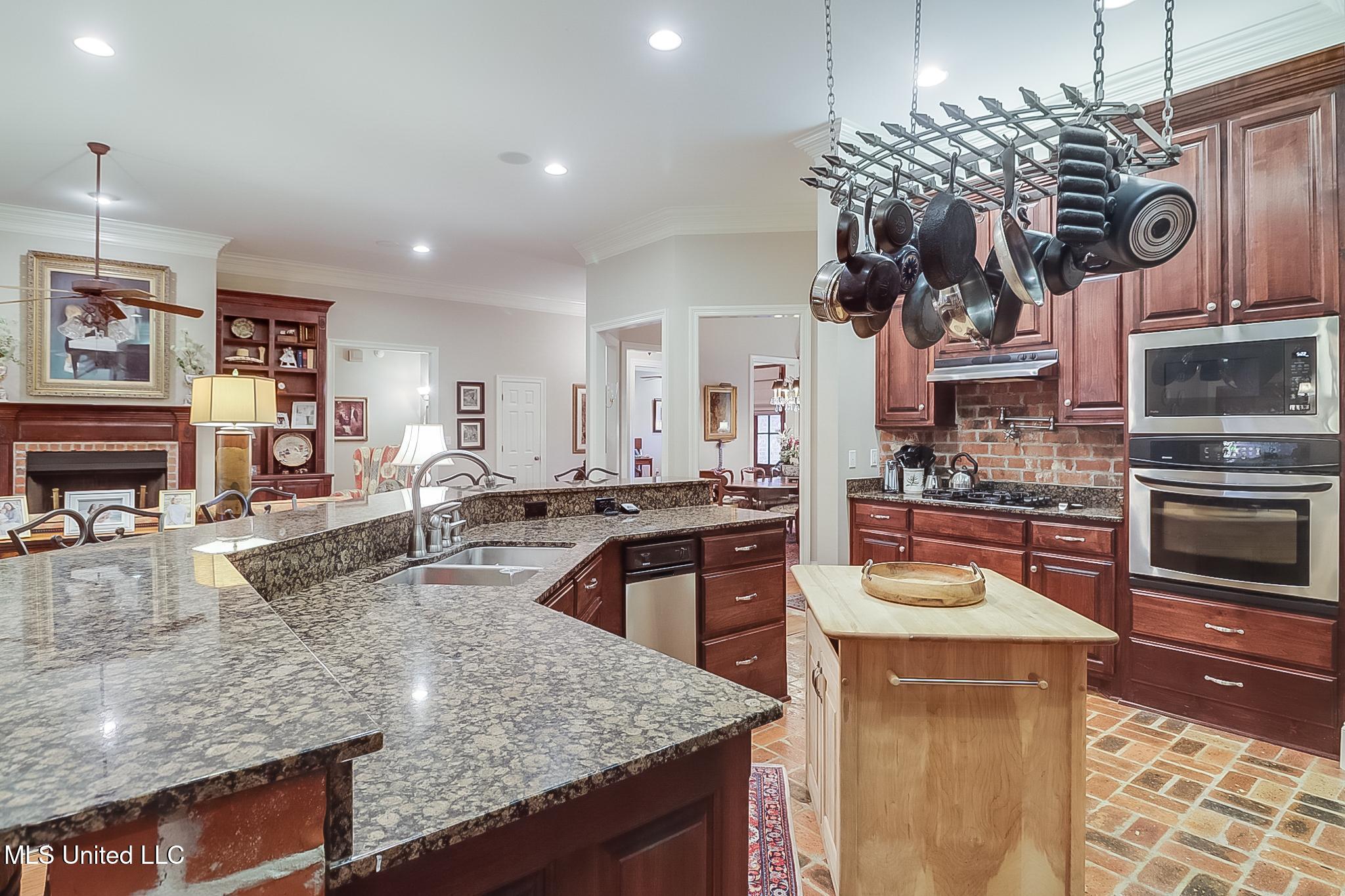 420 Chablis Lane