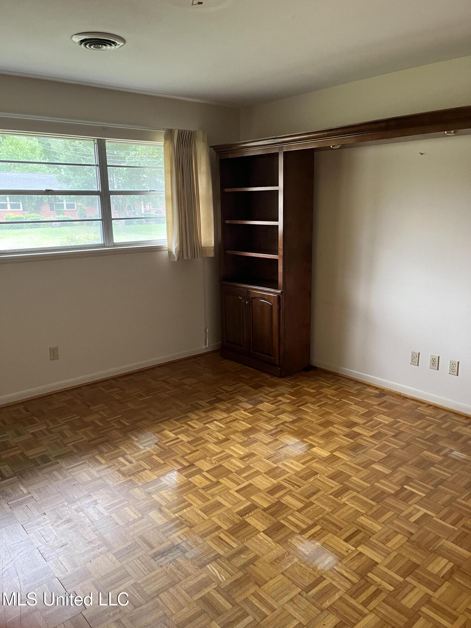2500 Orleans Road