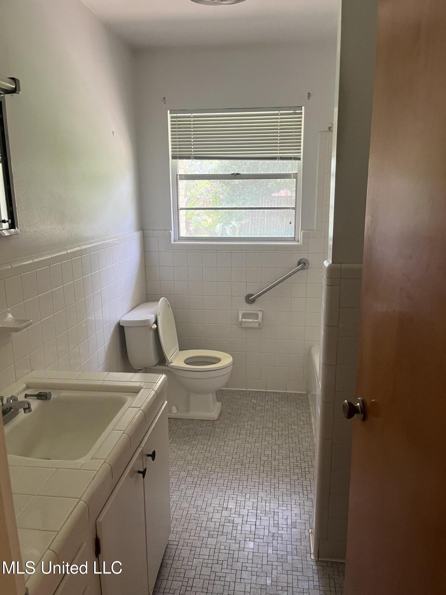 2500 Orleans Road