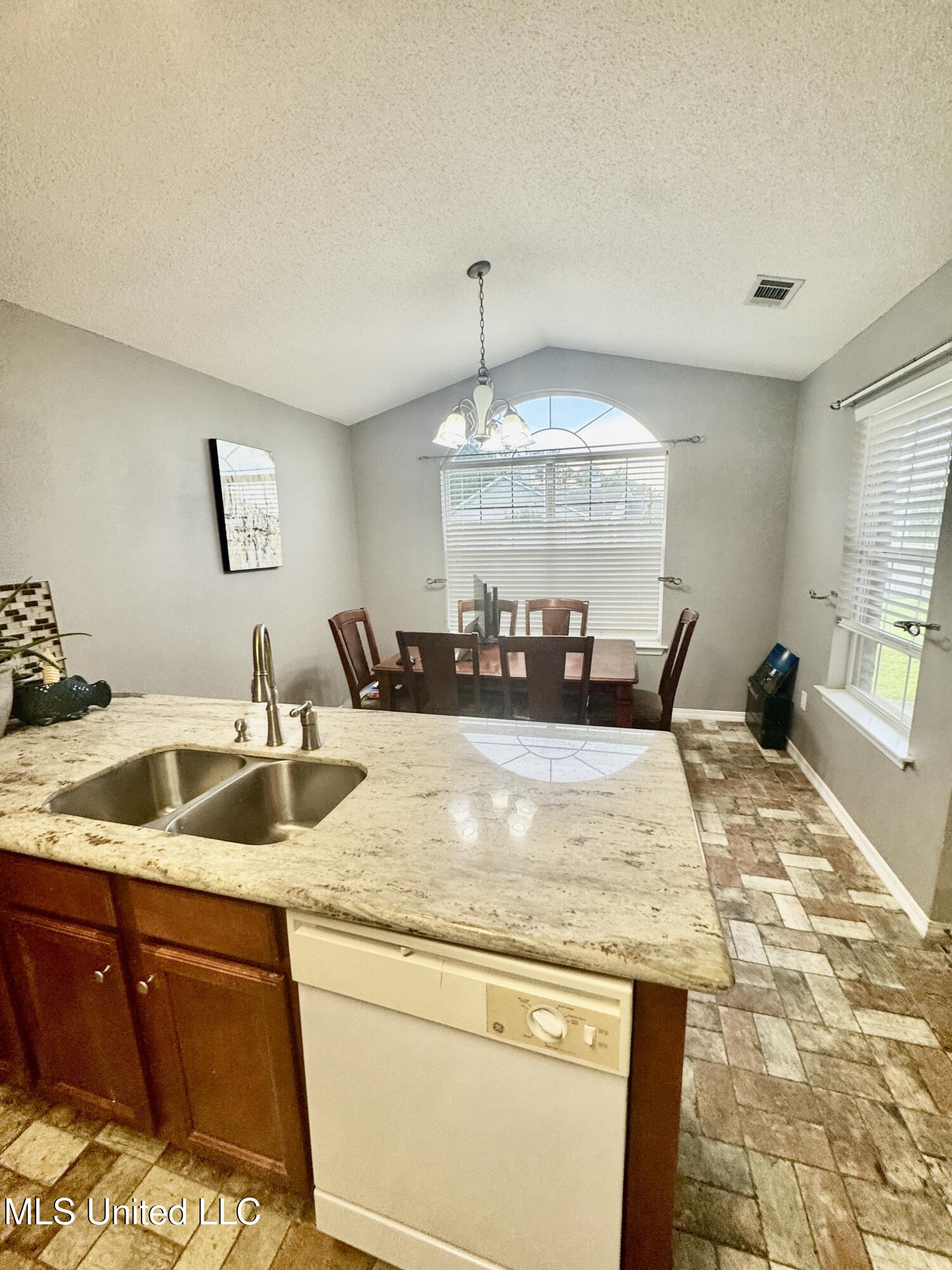 14490 Indian Trails Circle, D'Iberville
