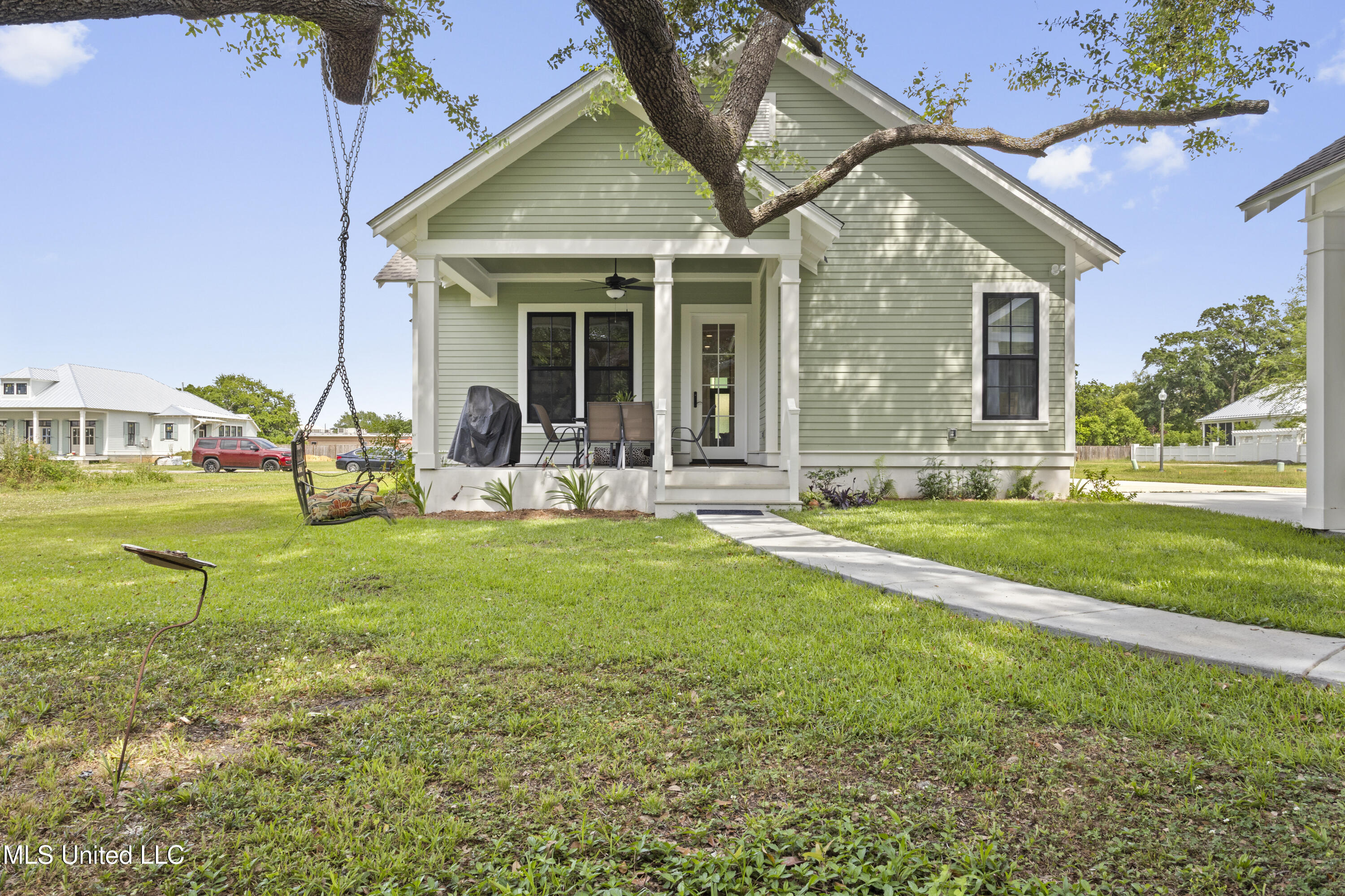 435 Bills Avenue