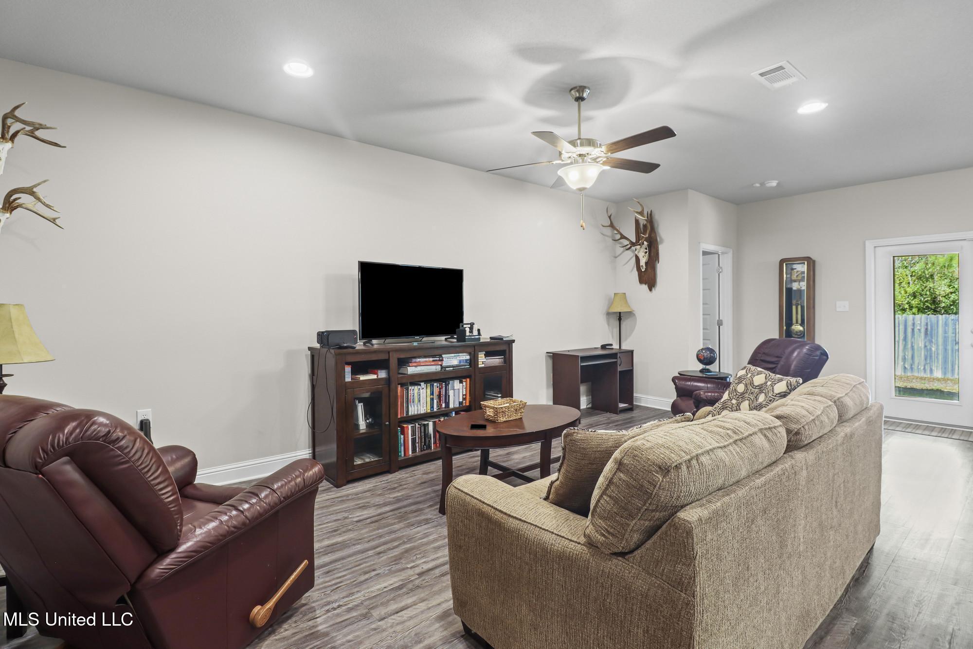 6896 Sweetclover Drive