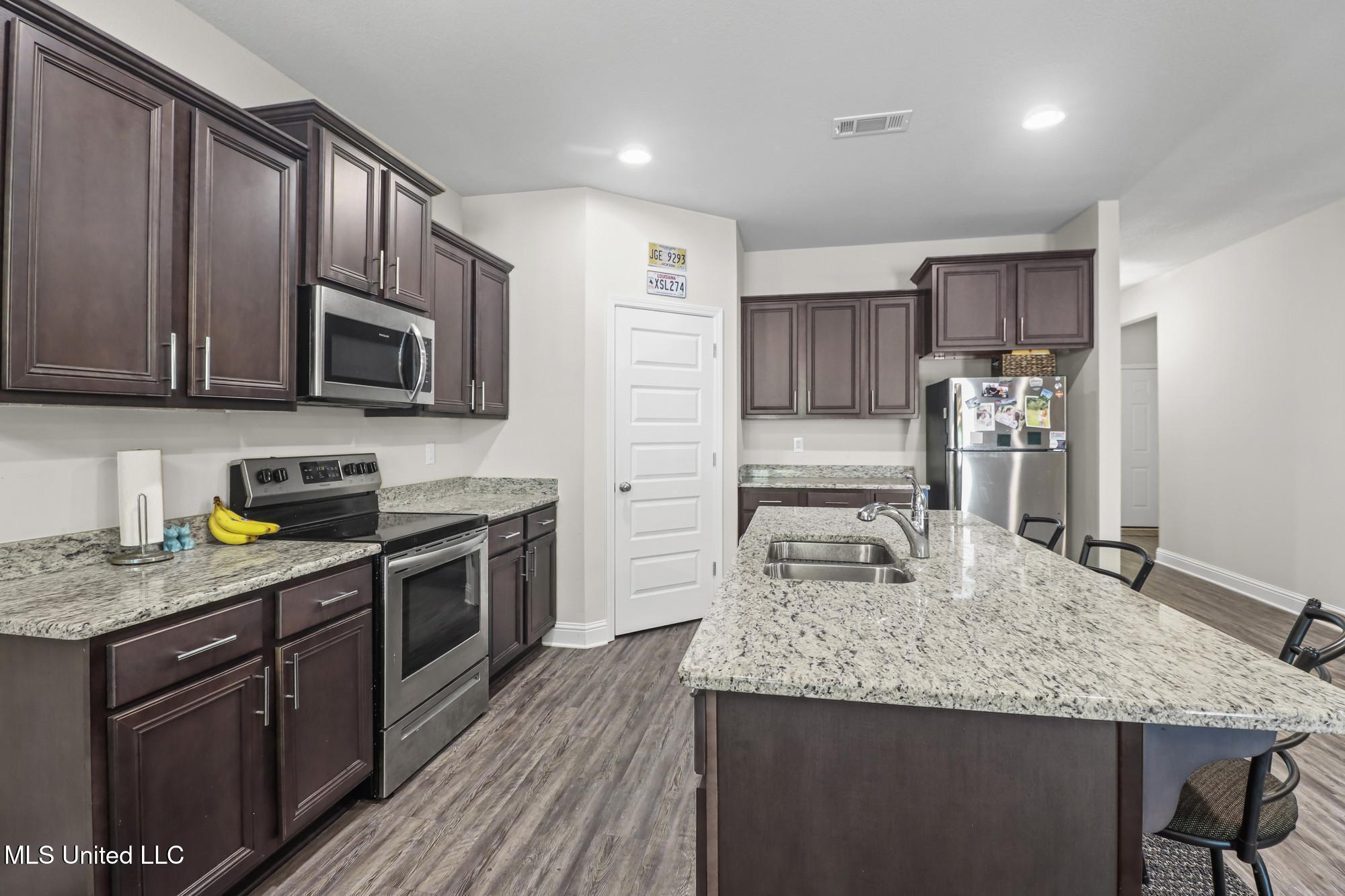 6896 Sweetclover Drive