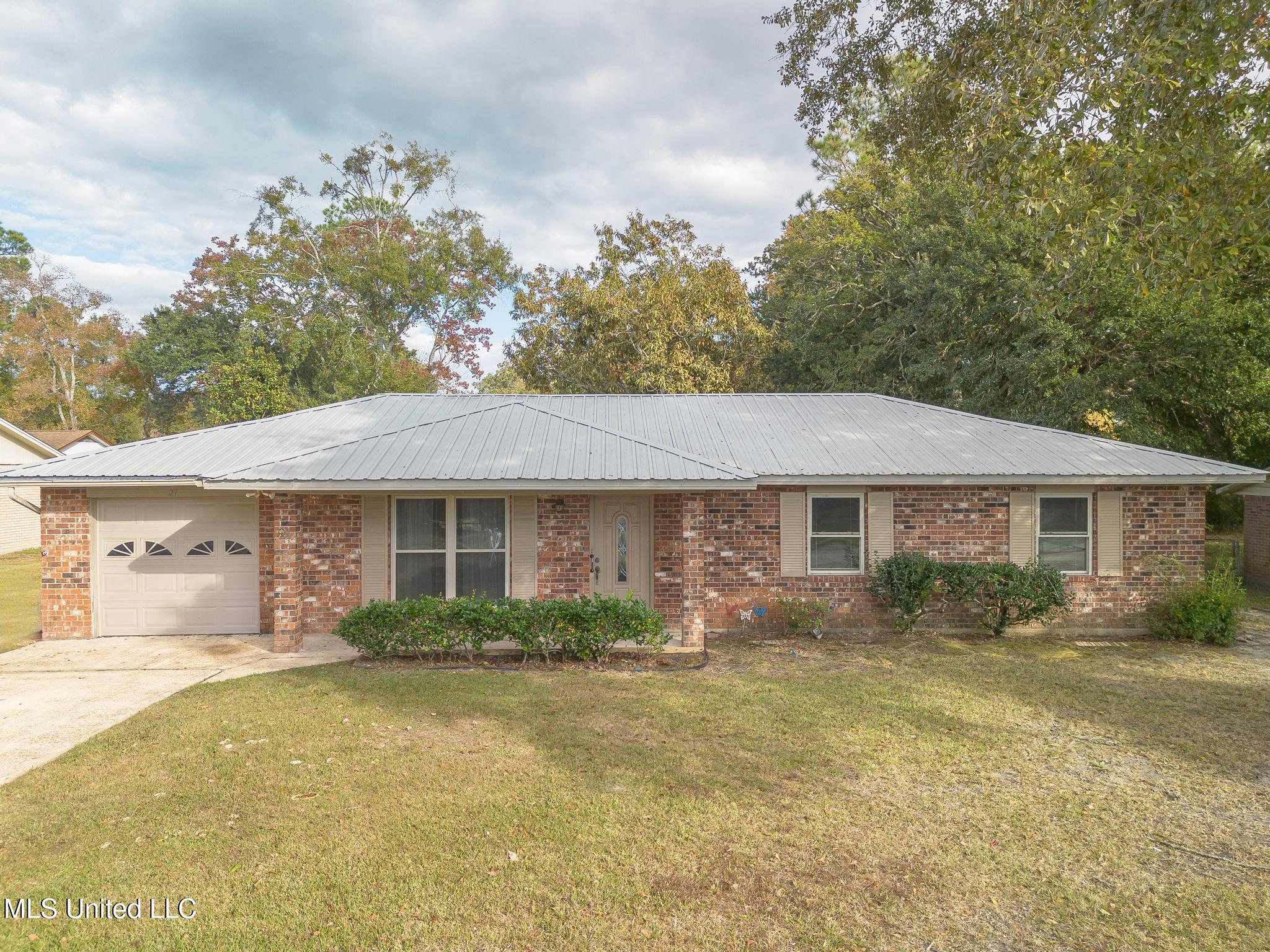 21 Cottonwood Court, D'Iberville
