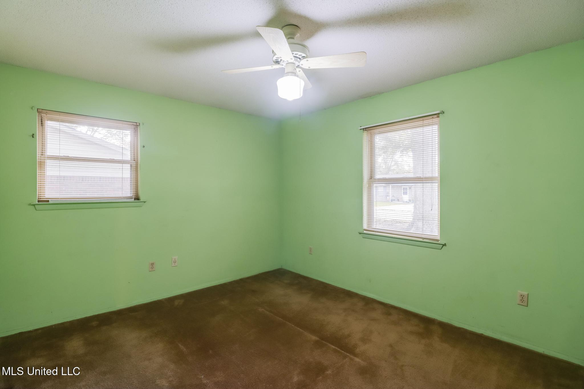21 Cottonwood Court, D'Iberville