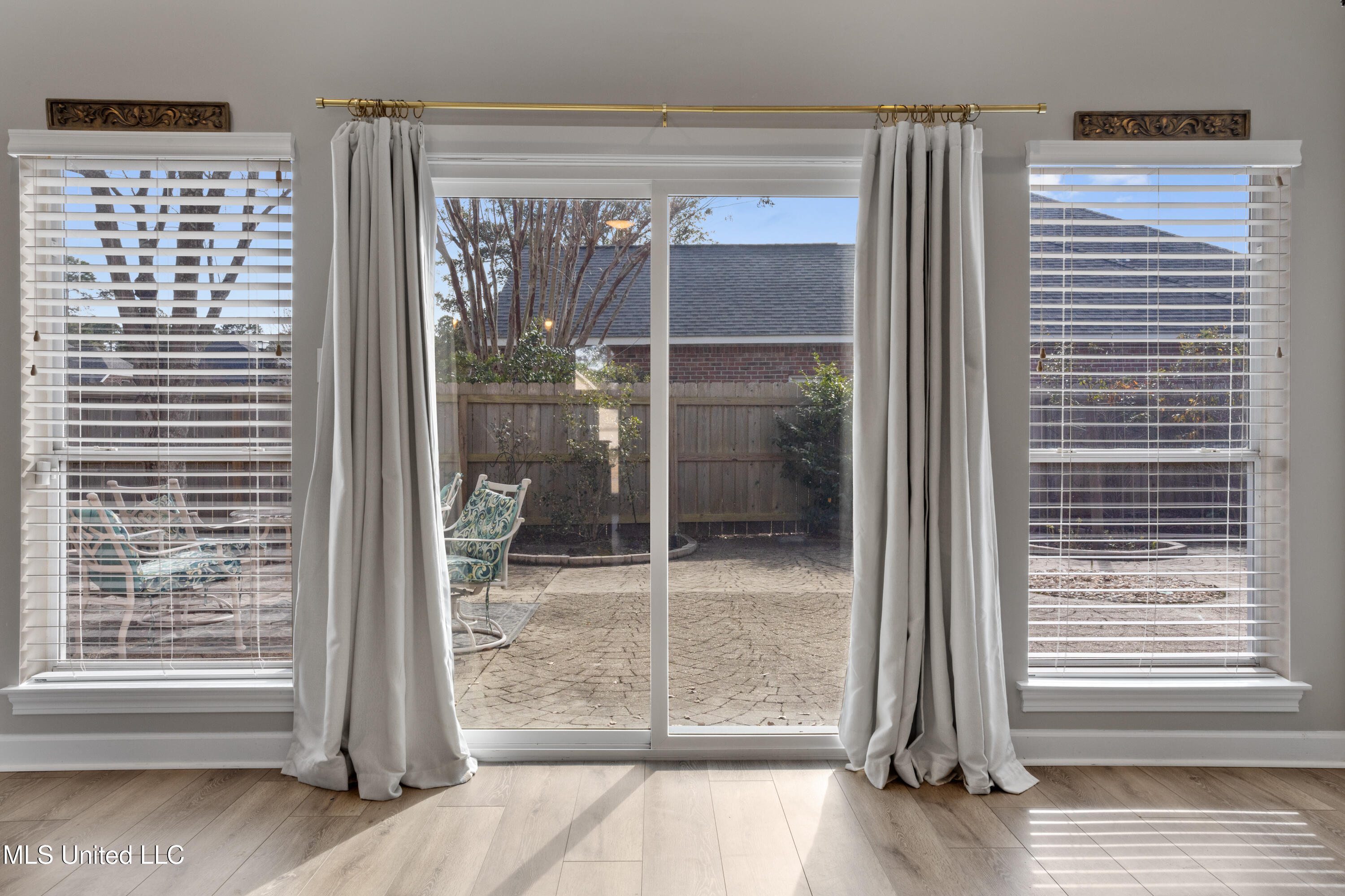 2559 Rue Palafox
