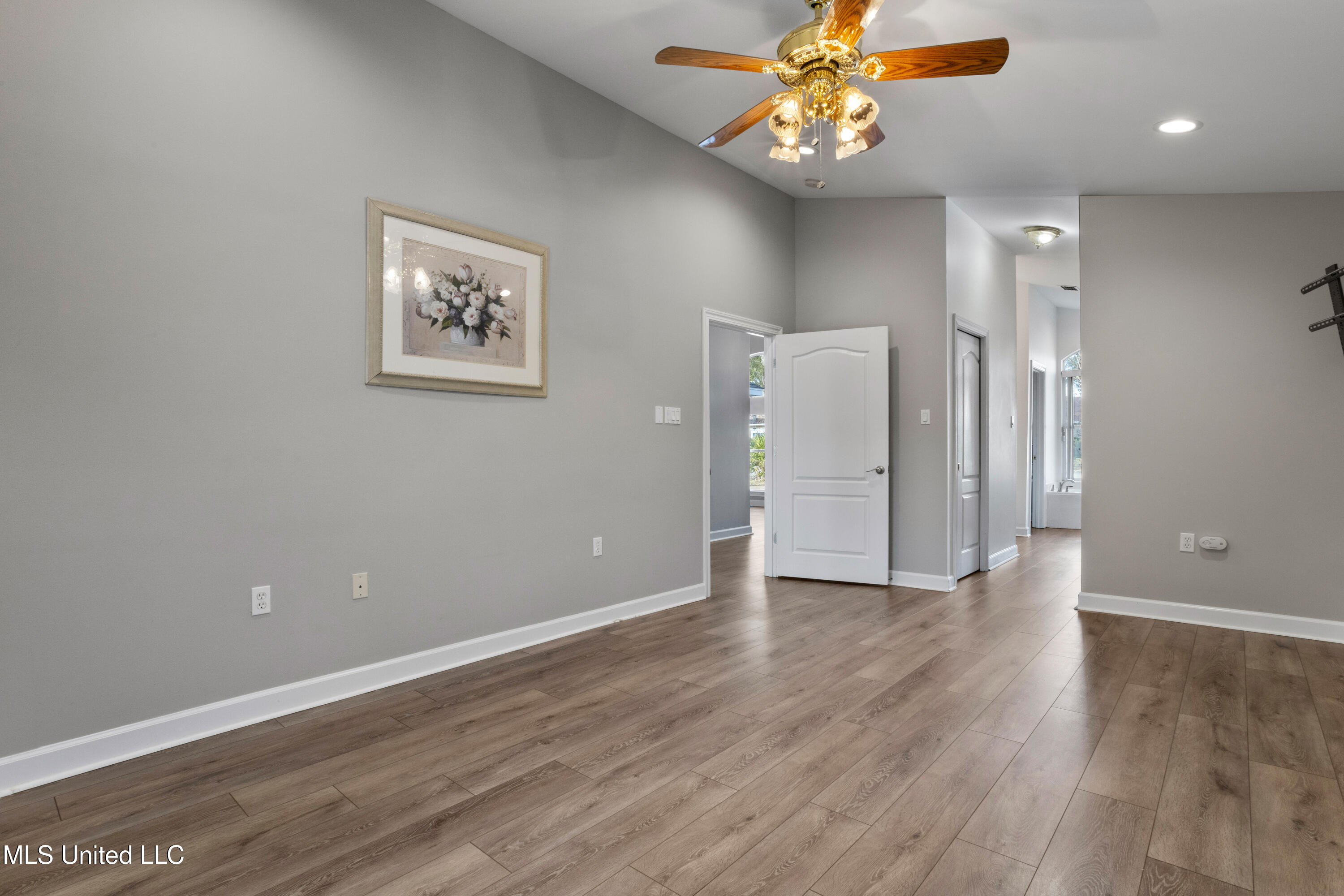 2559 Rue Palafox