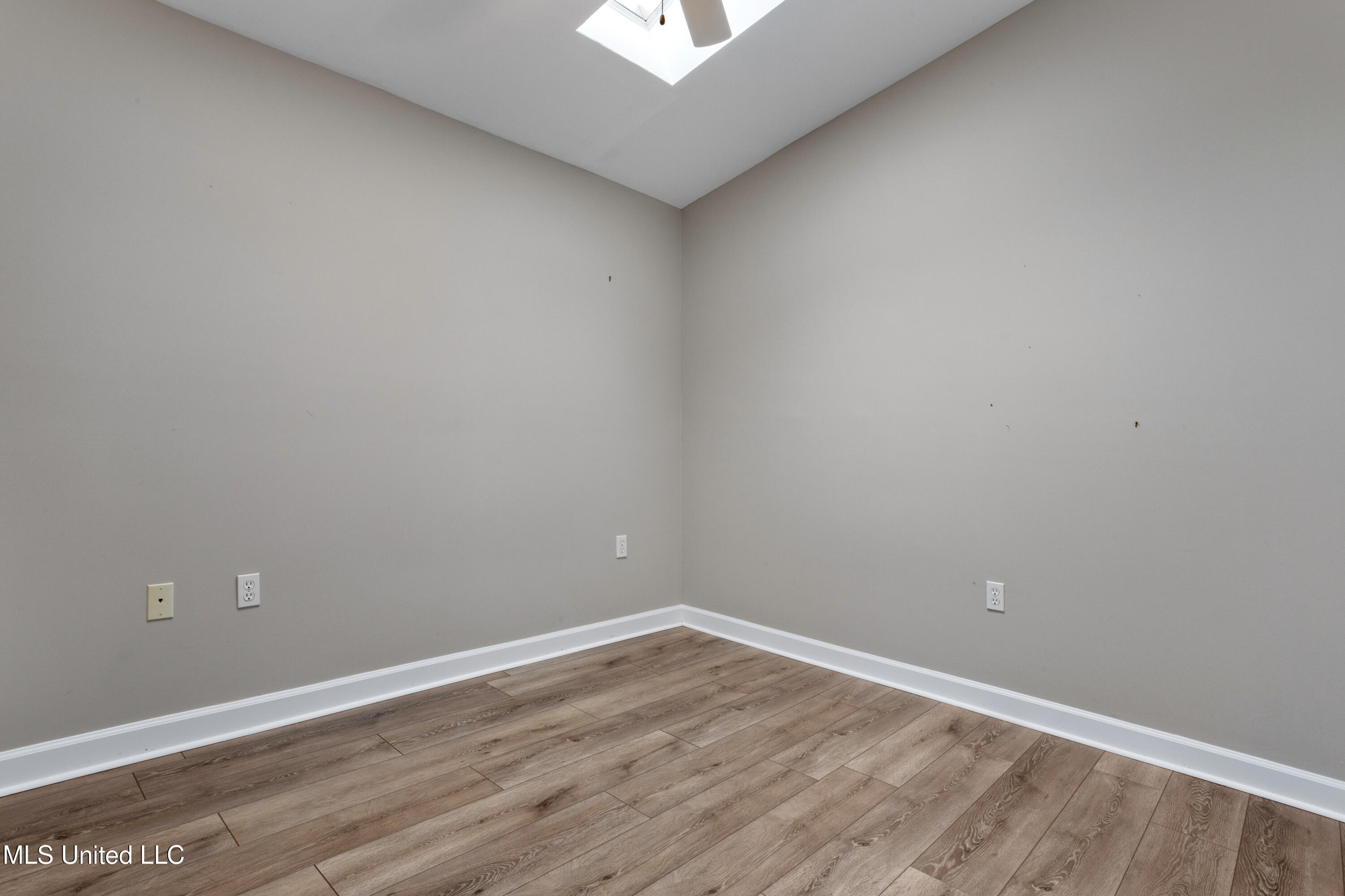 2559 Rue Palafox