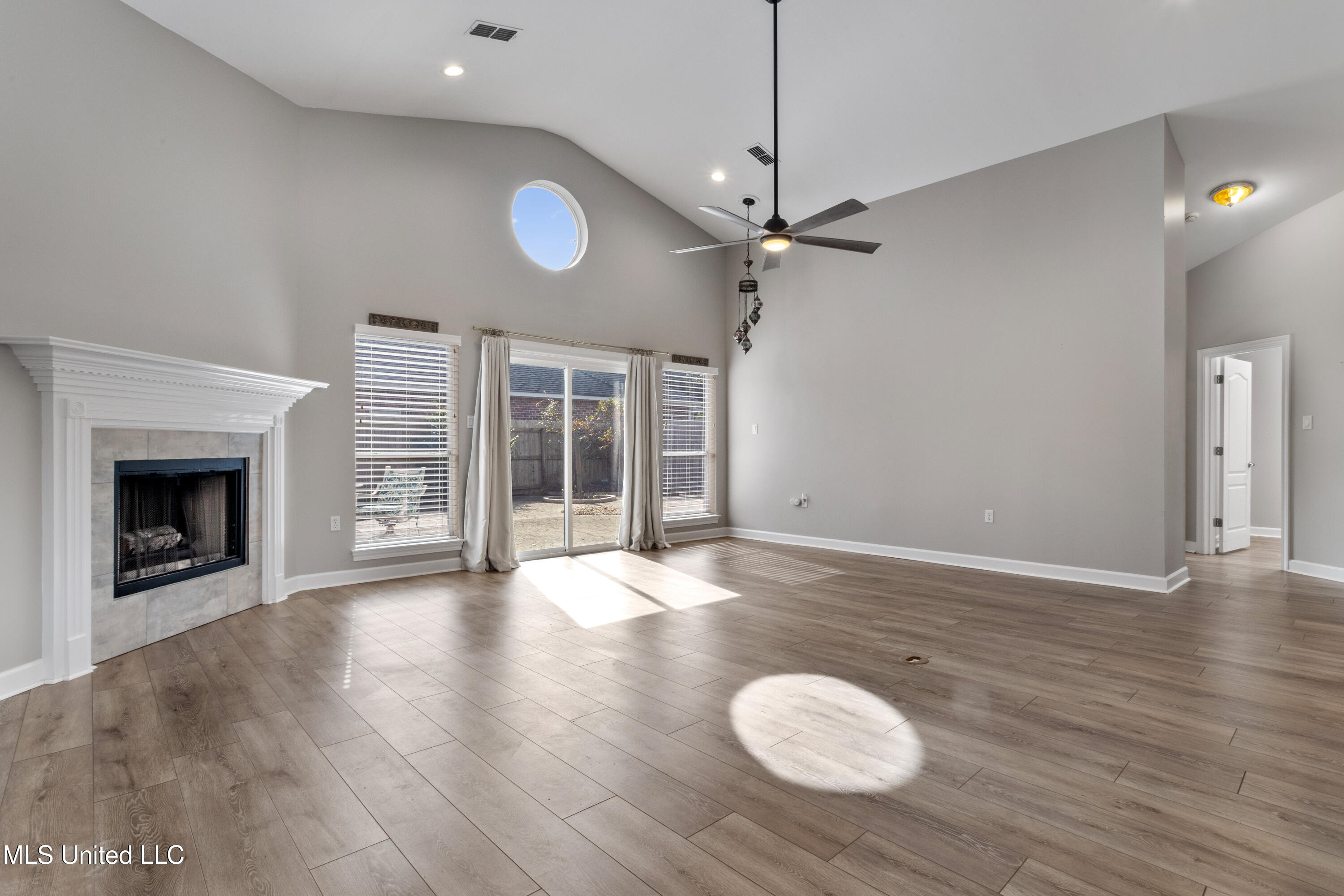 2559 Rue Palafox