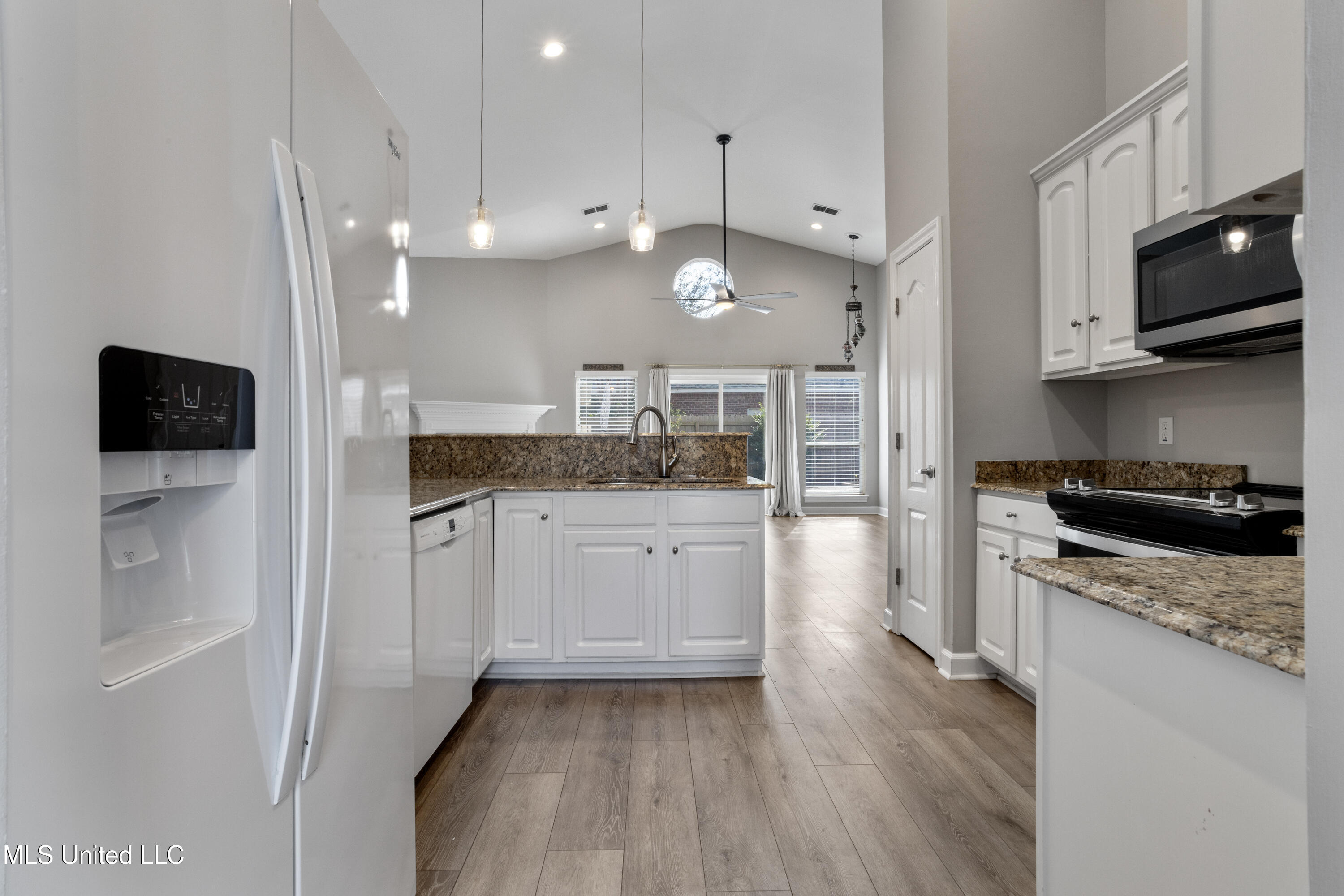 2559 Rue Palafox
