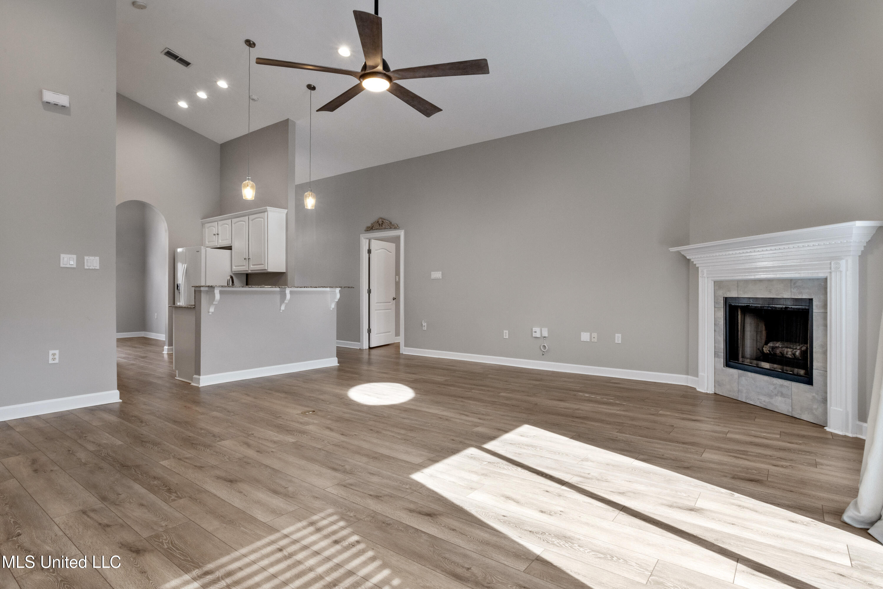 2559 Rue Palafox